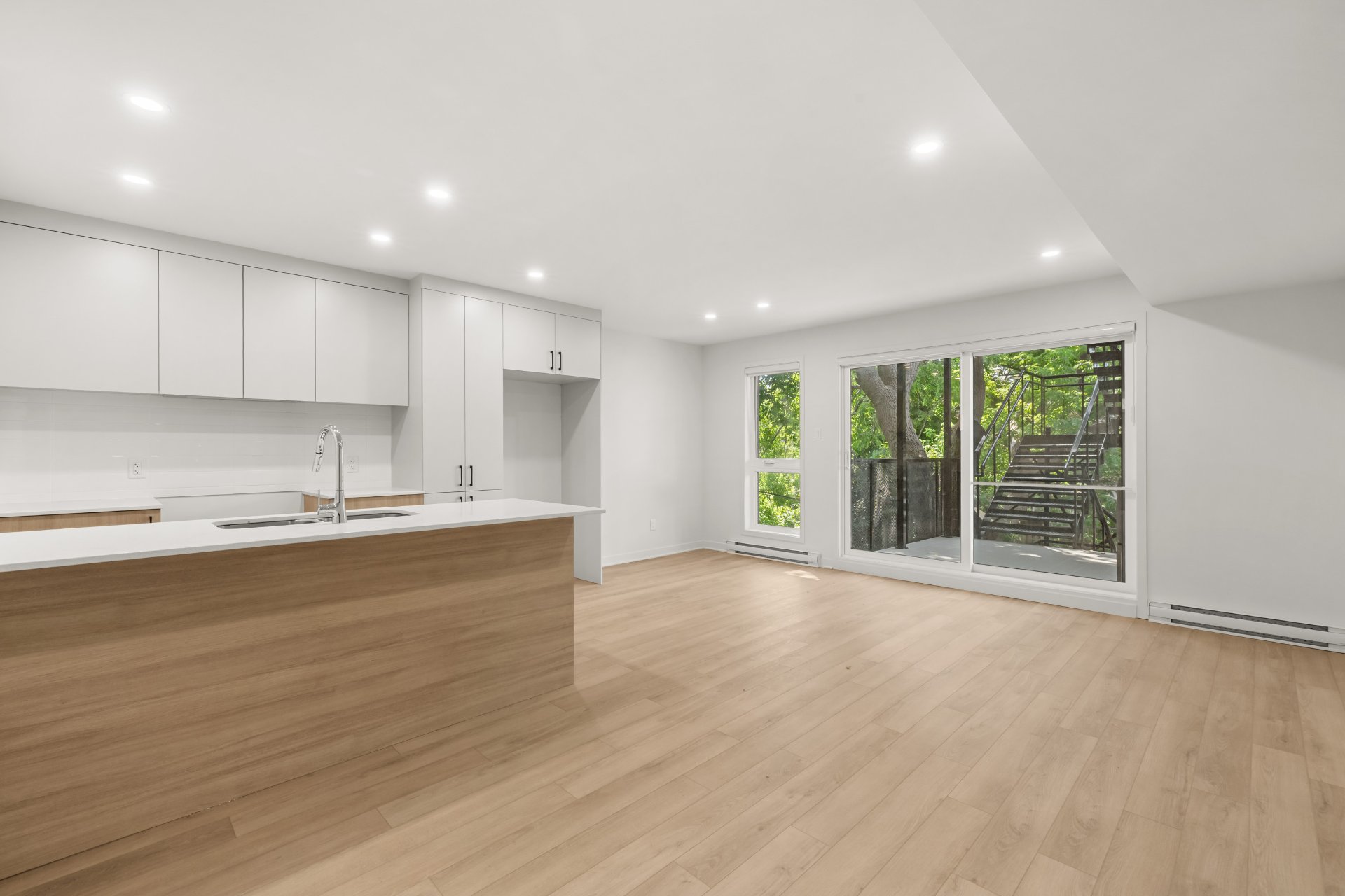 1740 Rue De Roberval — photo 1