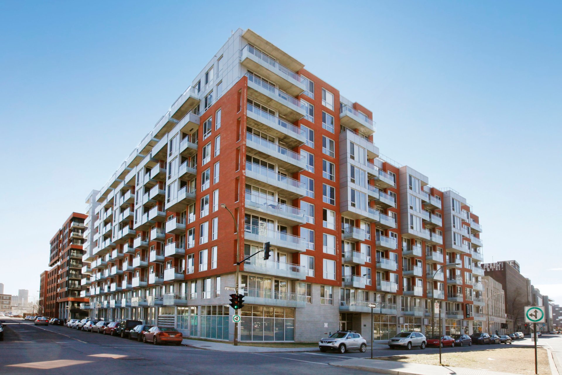 950 Rue Notre-Dame O. — photo 1