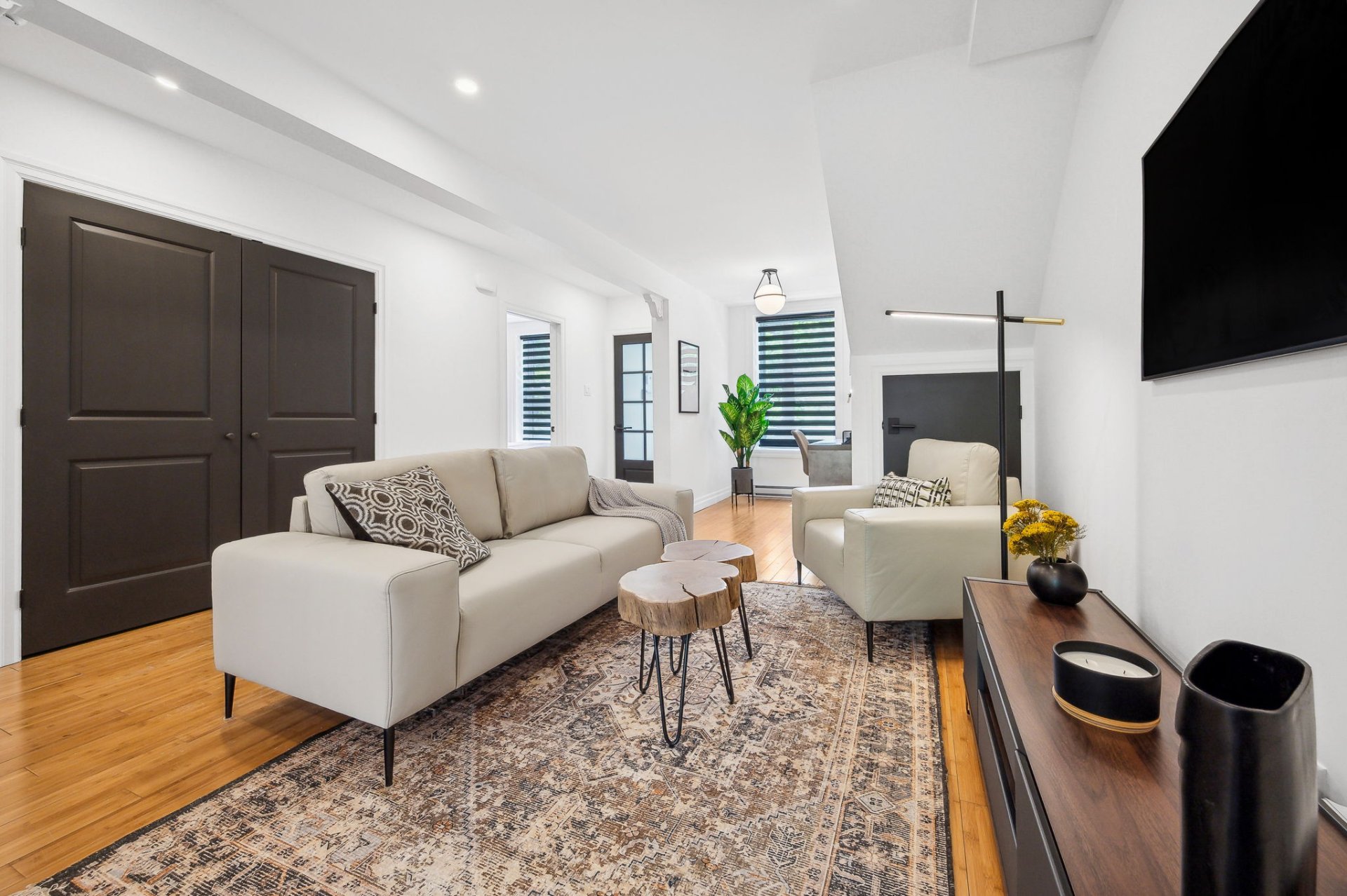 5043 Rue De La Roche — photo 3