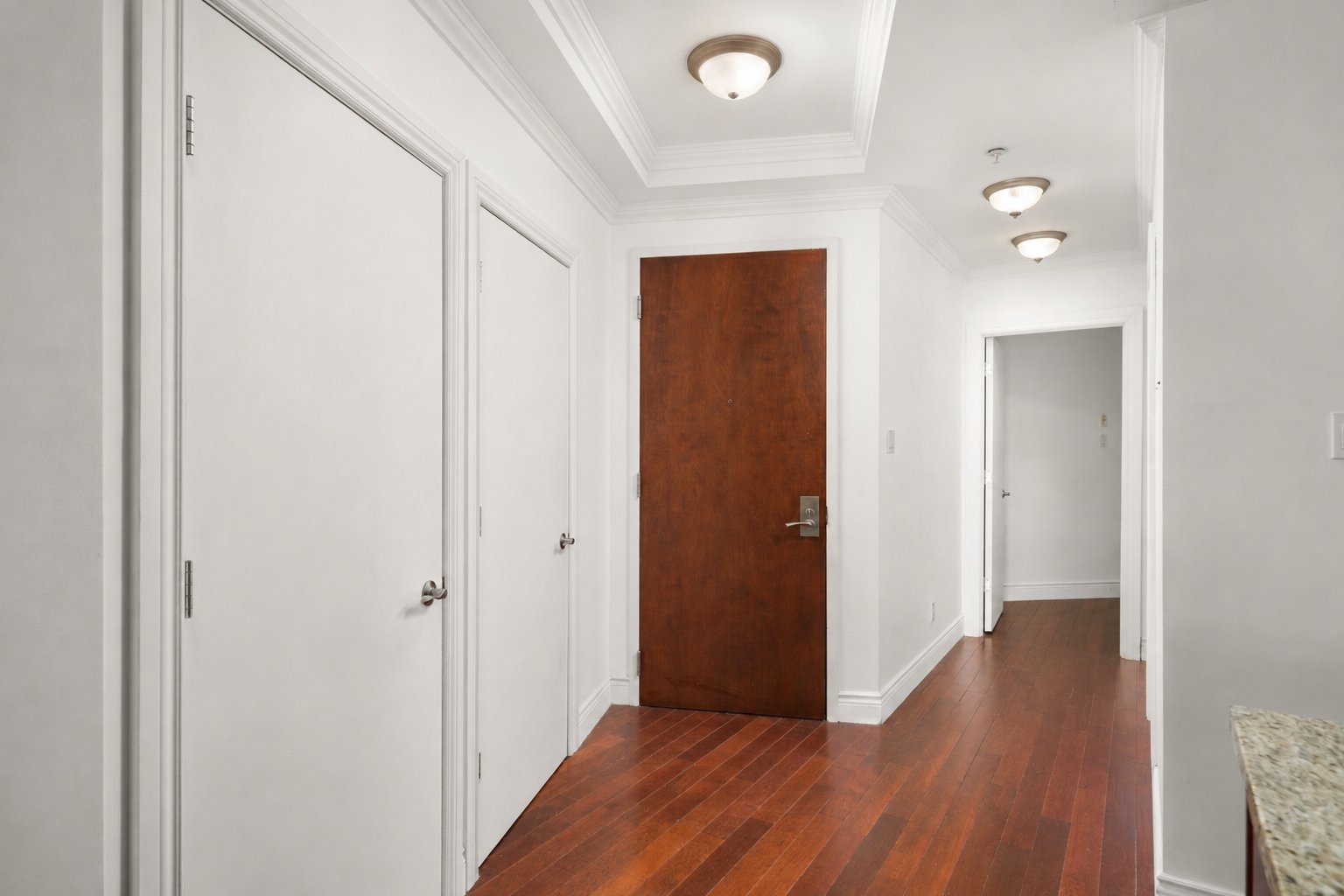 205 Av. Victoria — photo 3