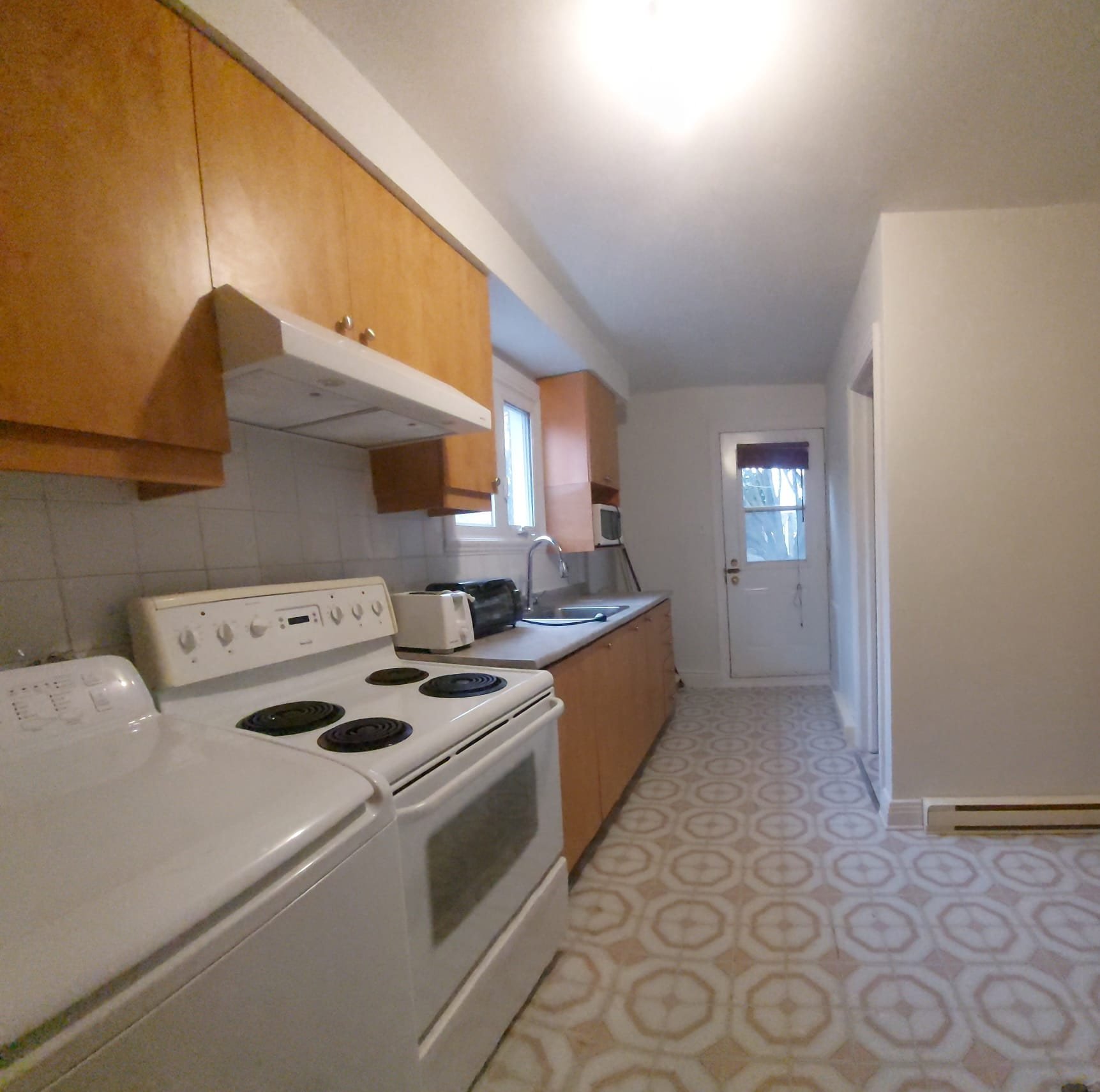 3-3881 Rue Rachel E. — photo 2