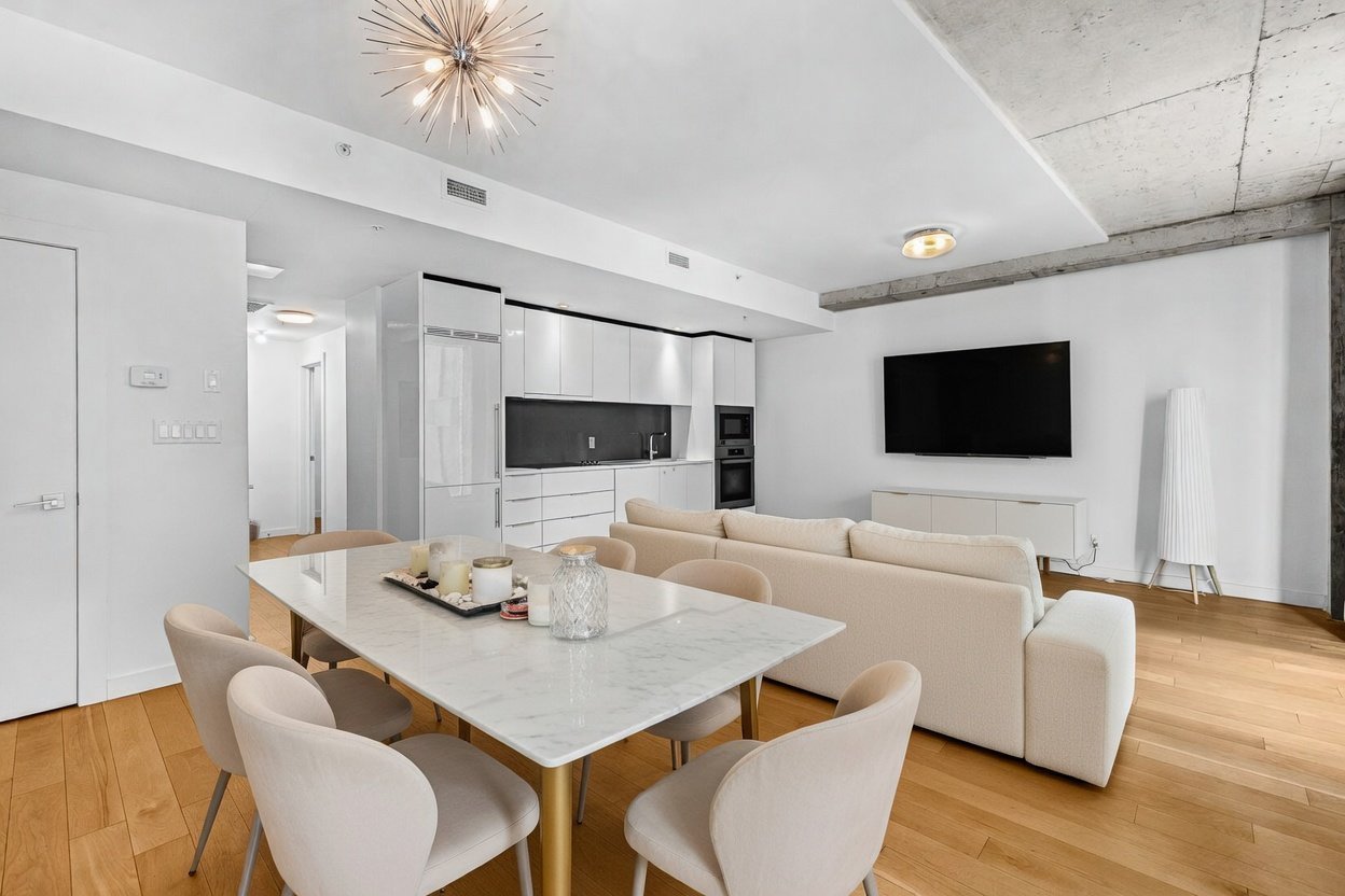 221 Rue St-Jacques — photo 2