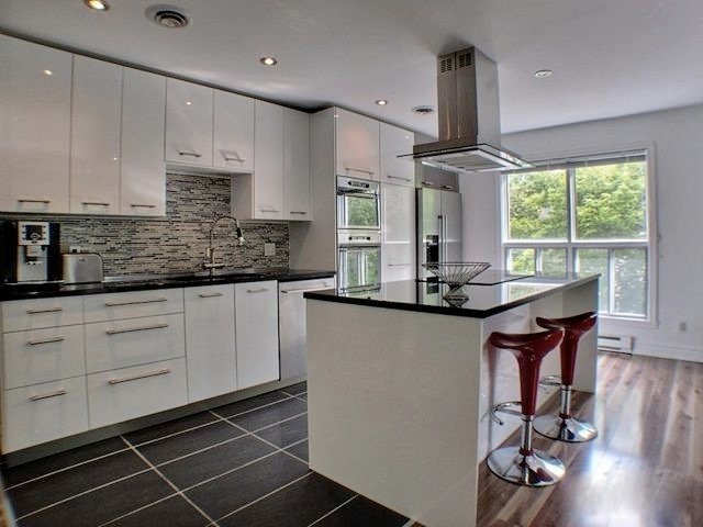 450 Rue De La Gauchetière E. — photo 2
