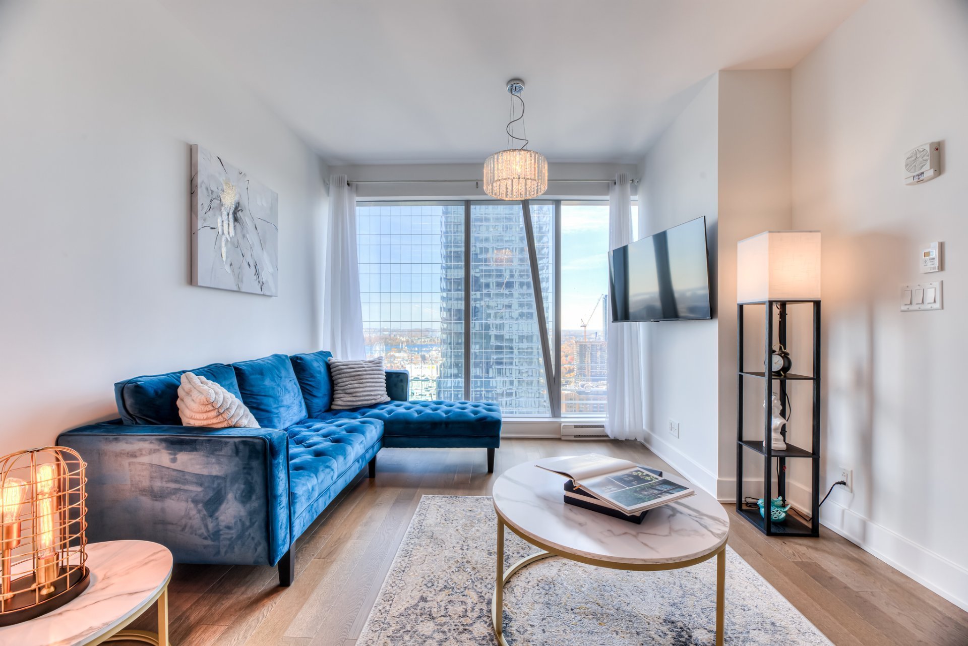 720 Rue St-Jacques — photo 2