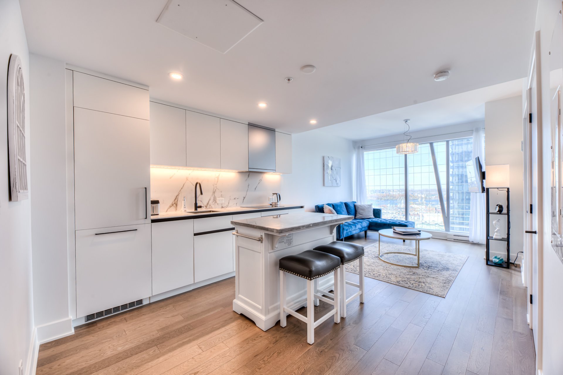 720 Rue St-Jacques — photo 1