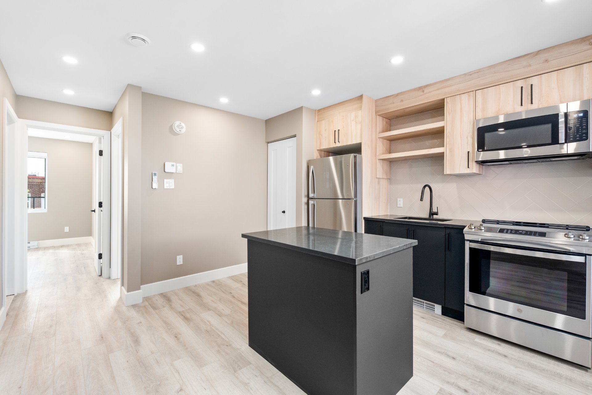 6755 Rue Clark — photo 3