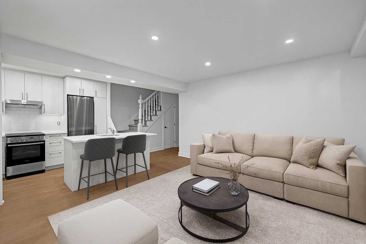 1228 Rue St-Mathieu — photo 2