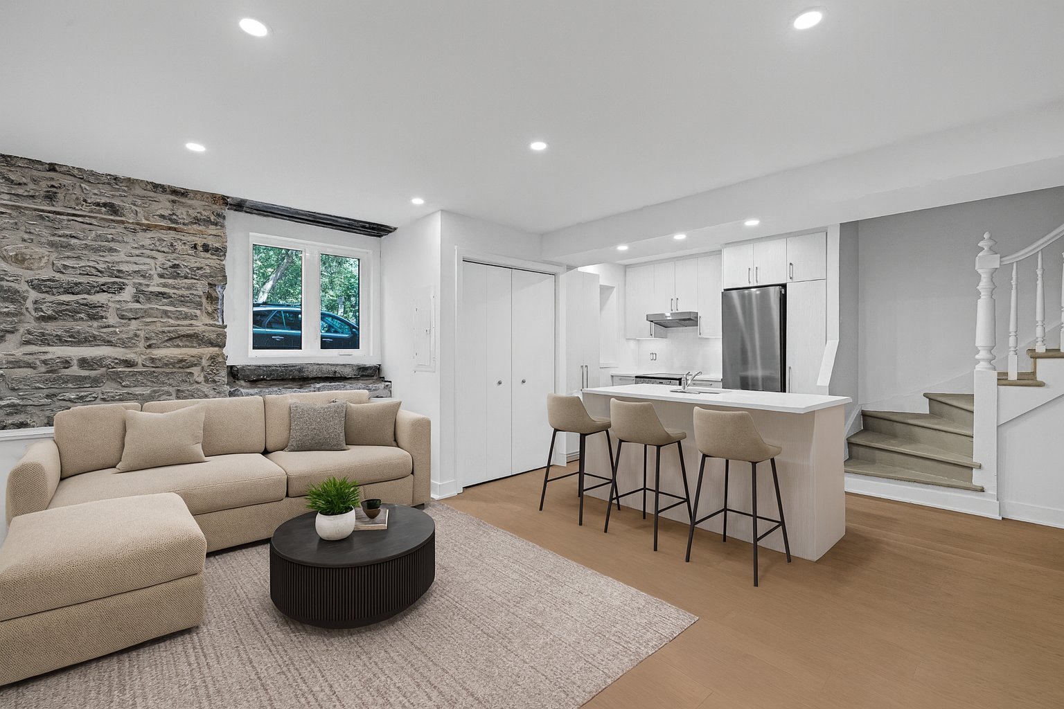 1228 Rue St-Mathieu — photo 3