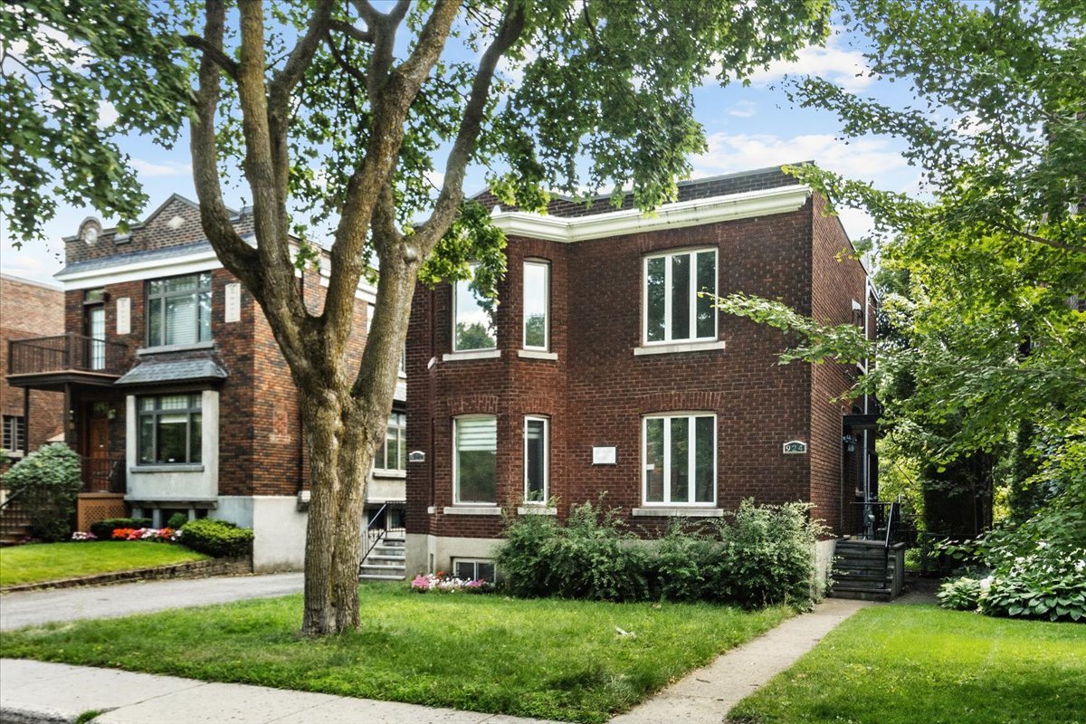 924 Av. Dunlop — photo 1
