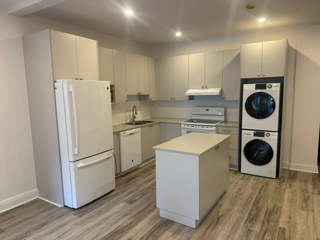5316 Av. du Parc — photo 1