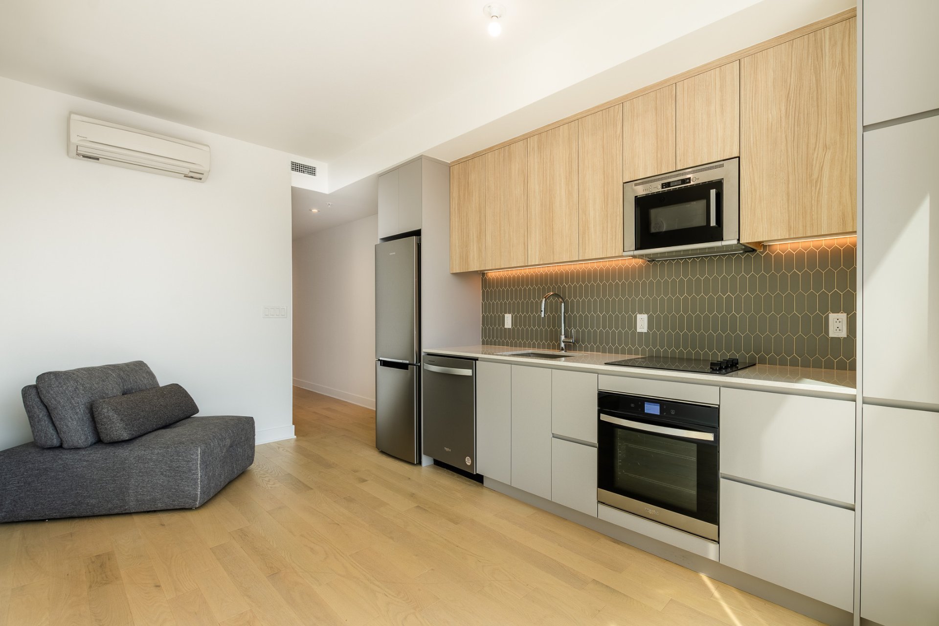 200 Rue Marie-Charles-Le Moyne — photo 3