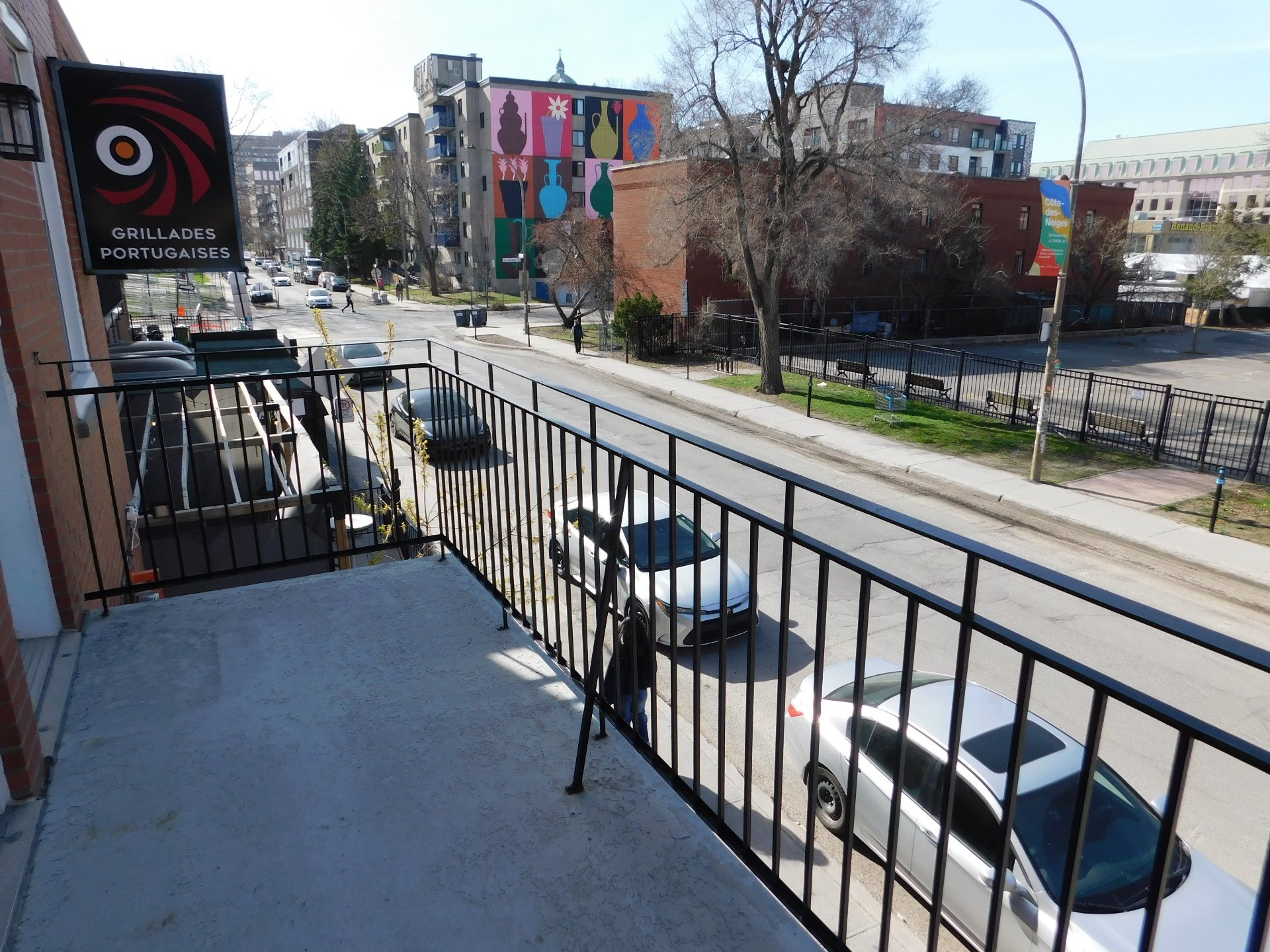 5335 Av. Gatineau — photo 2