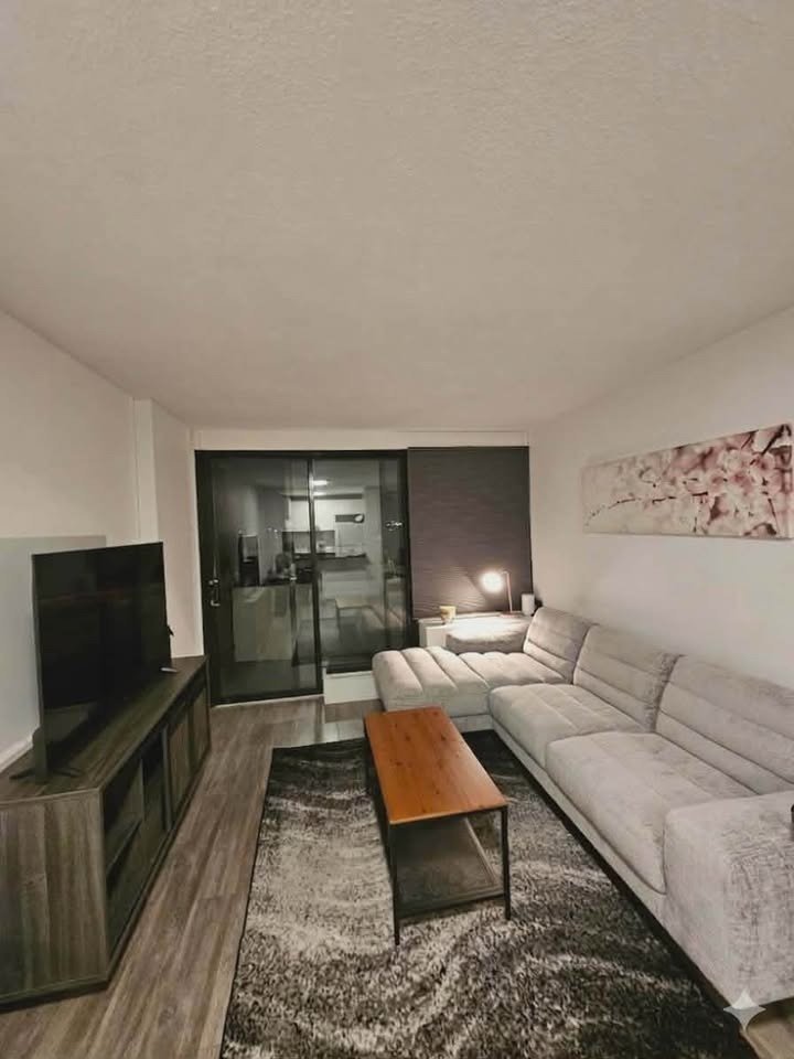 2555 Av. du Havre-des-Îles — photo 3