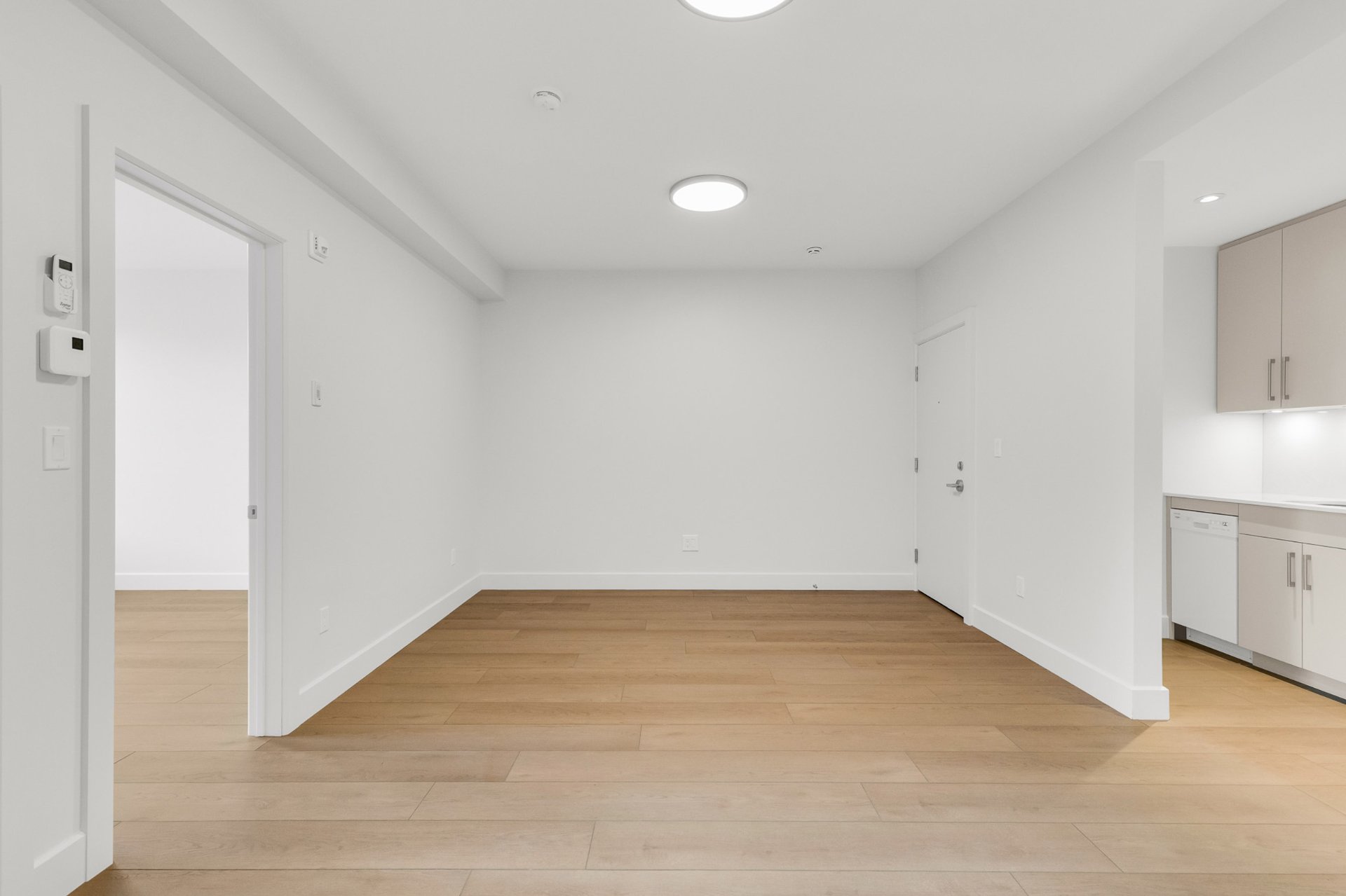 4556 Rue Ste-Catherine O. — photo 2