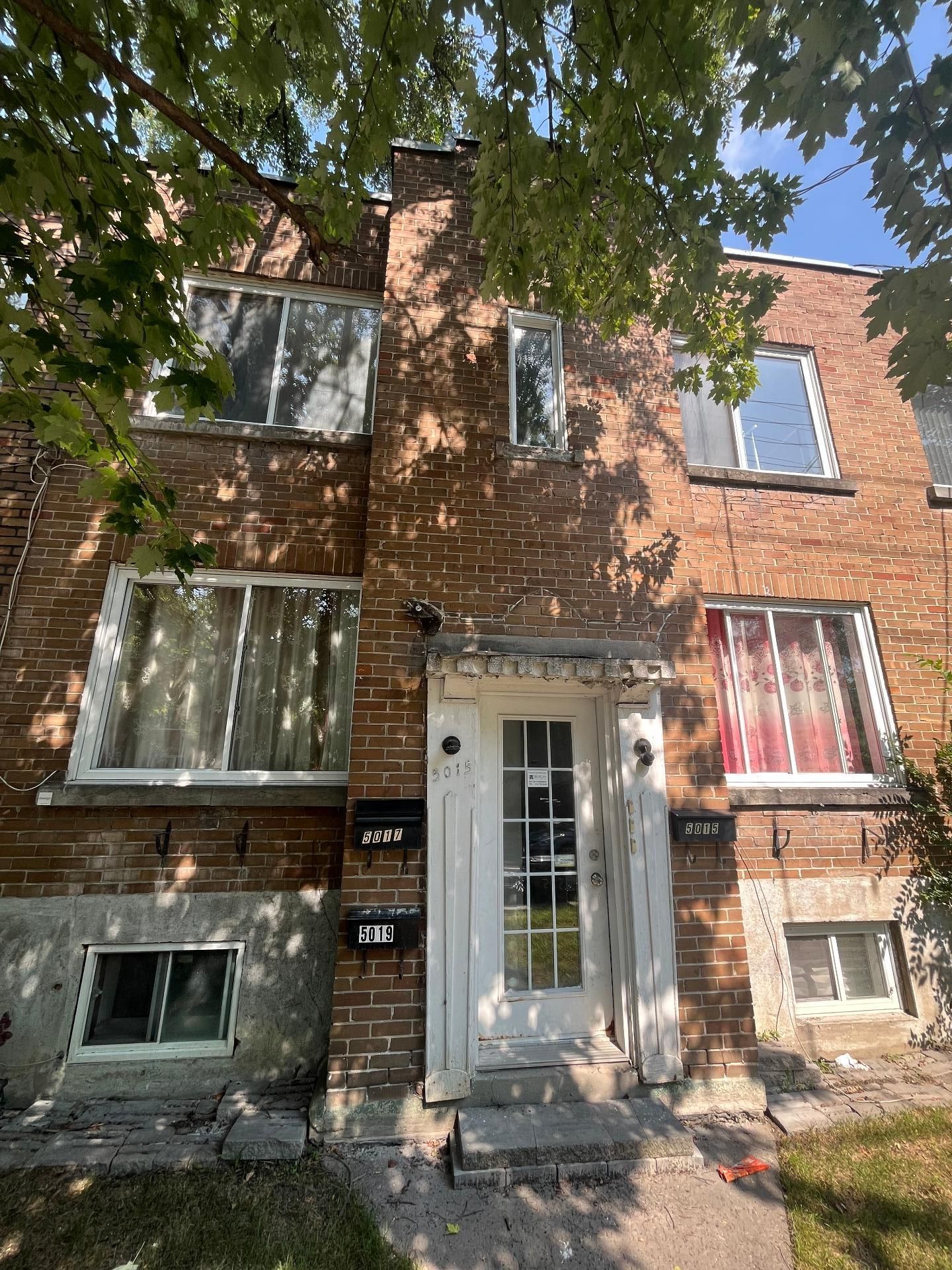 5017 Av. Walkley — photo 1