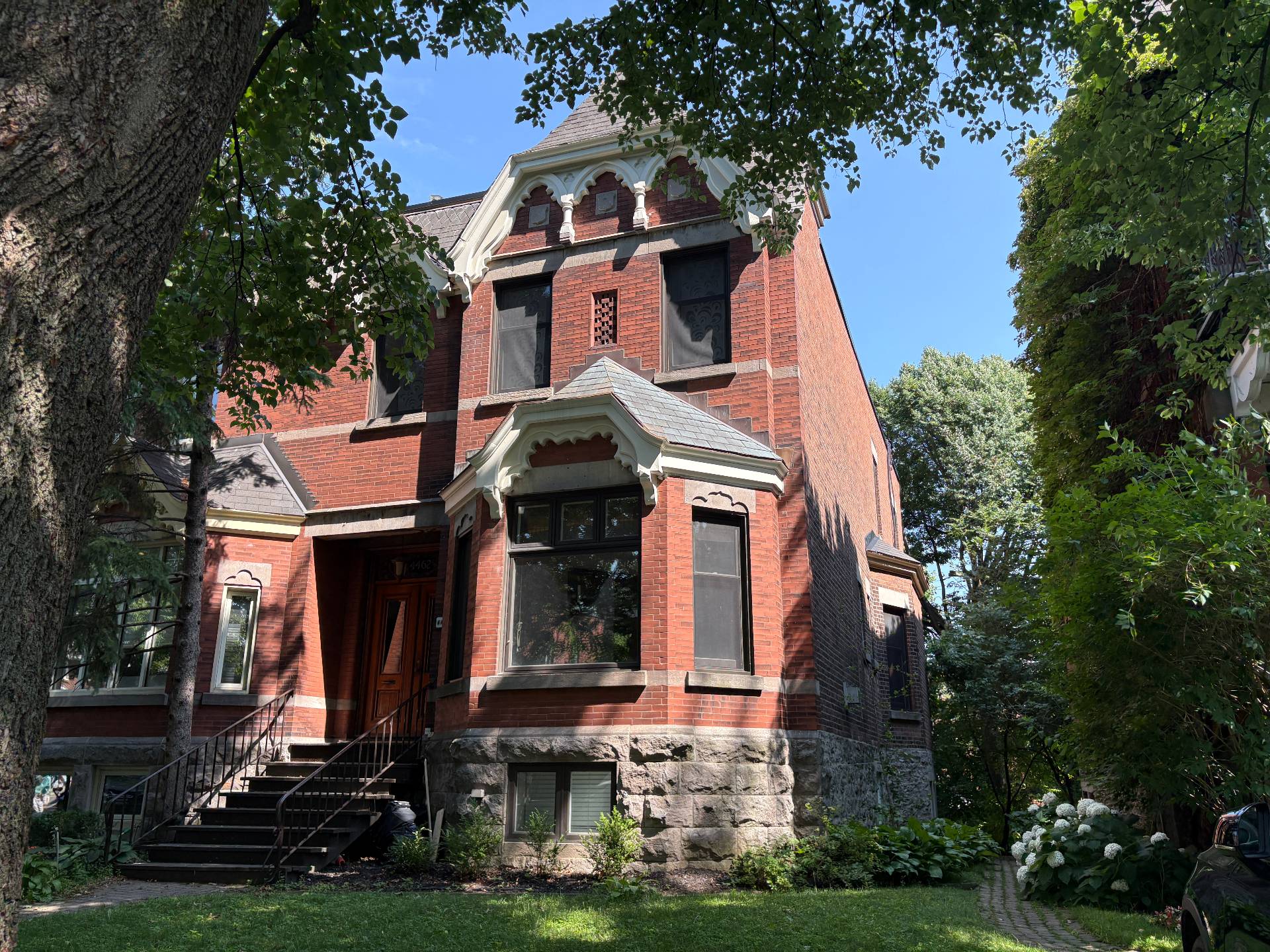 4462 Boul. De Maisonneuve O. — photo 1