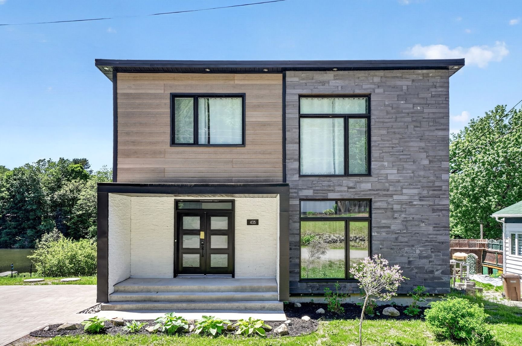 405 Rue de la Montagne — photo 1