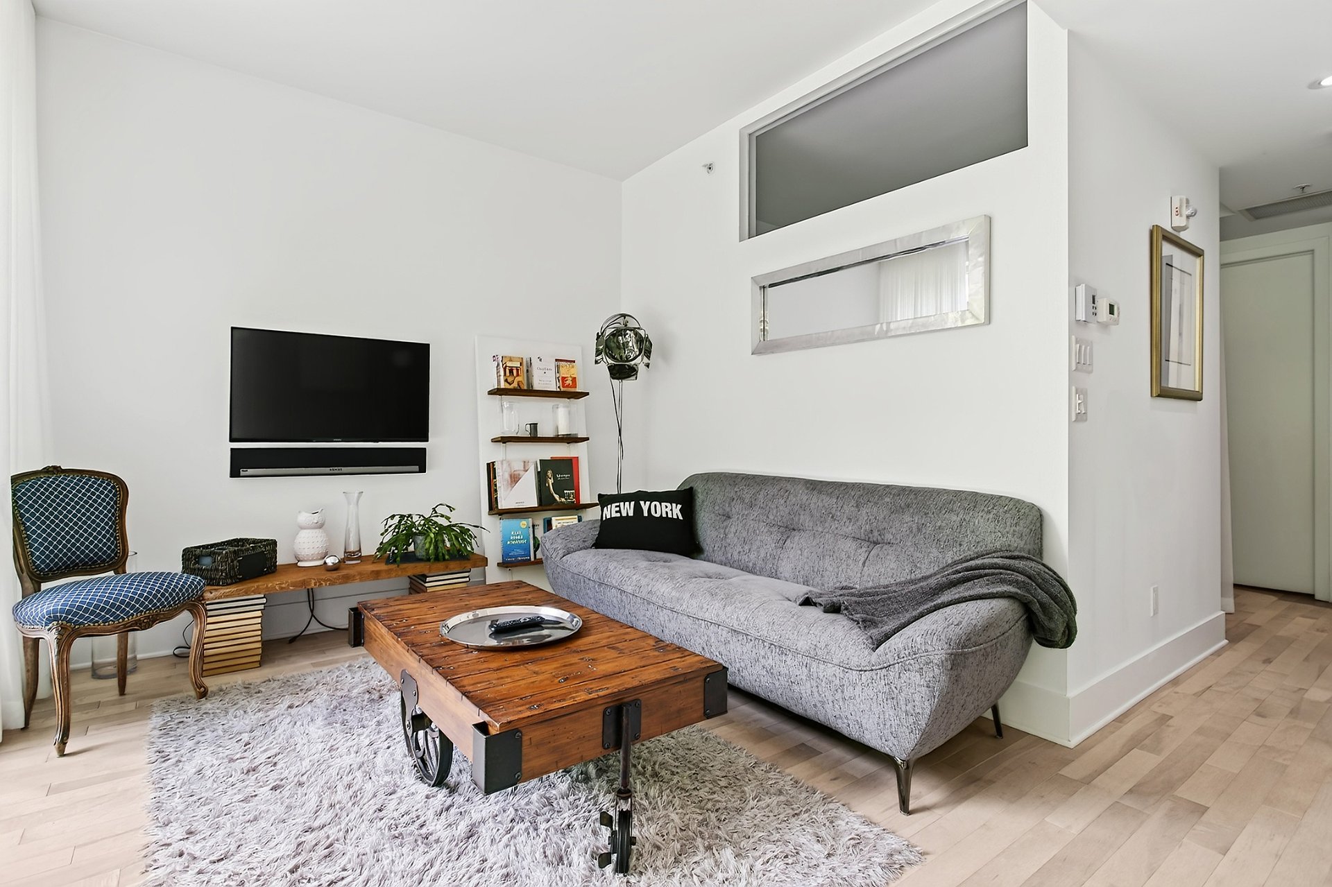 901 Rue de la Commune E. — photo 3