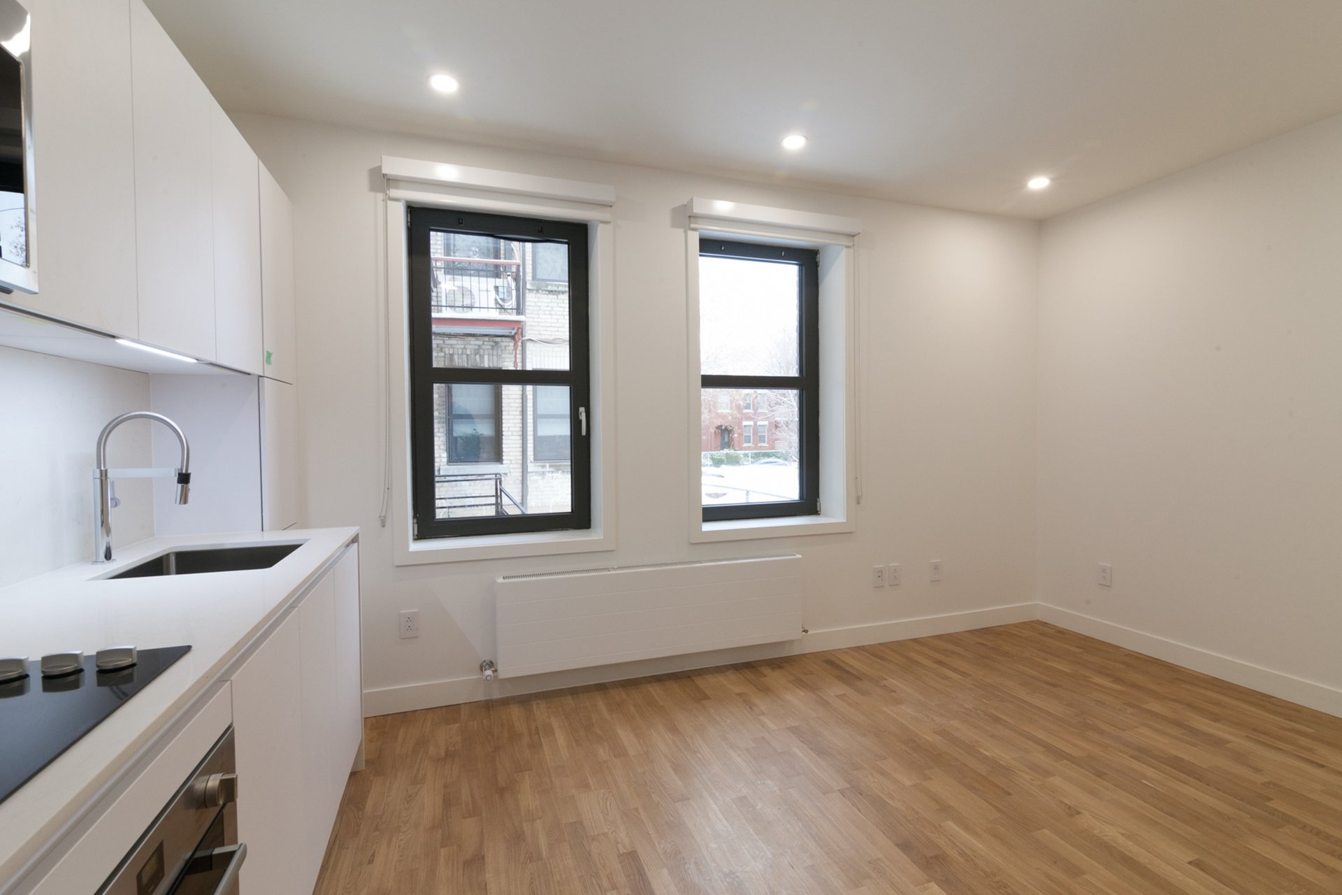 2050 Av. Claremont — photo 1