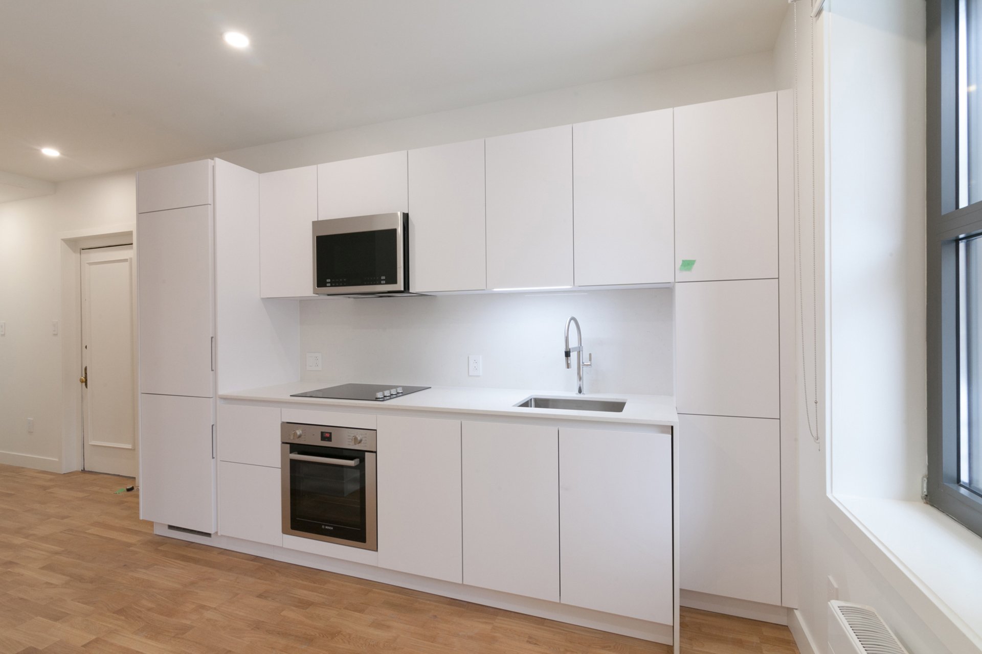 2050 Av. Claremont — photo 2