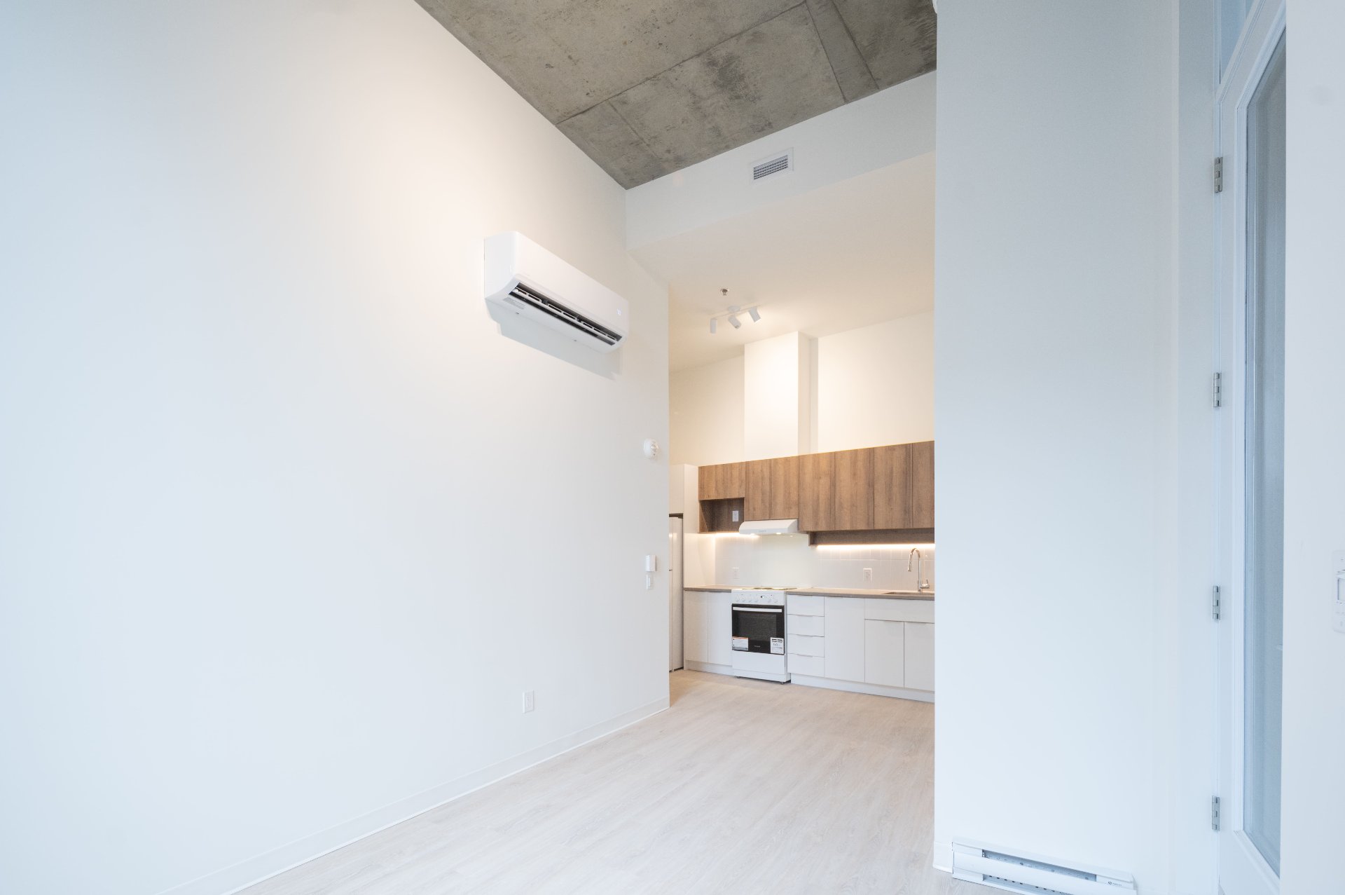 2566 Rue St-Patrick — photo 2