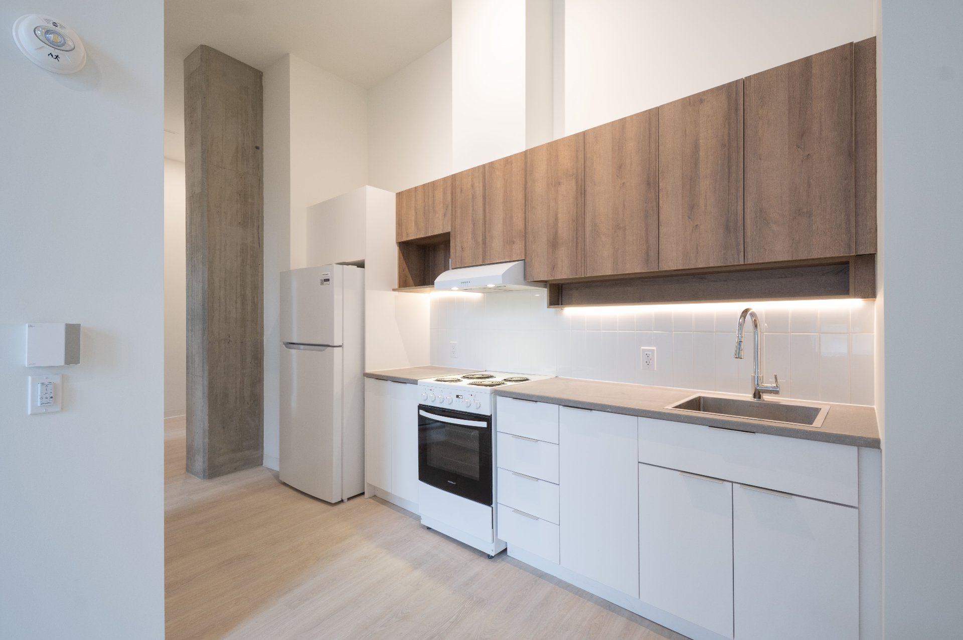 2566 Rue St-Patrick — photo 1