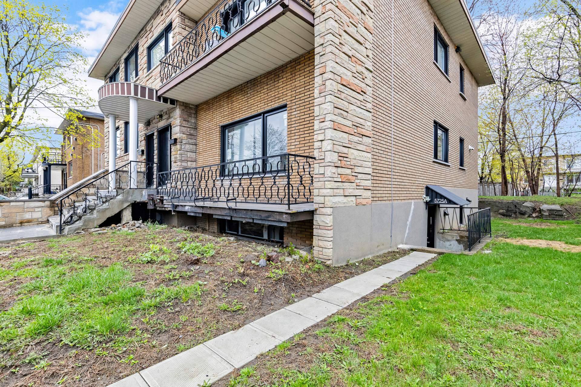 5725A Av. Lockwood — photo 1