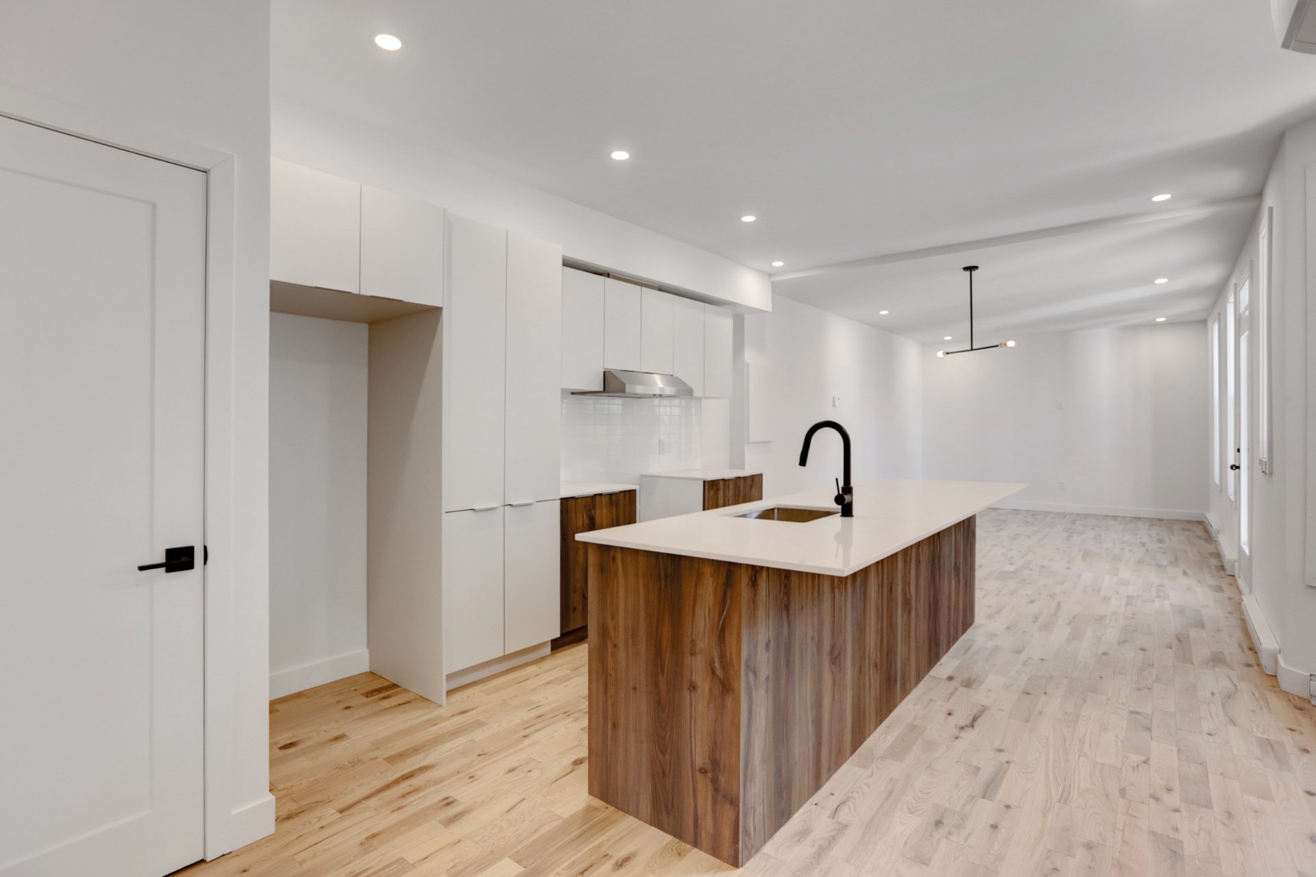 1420 Rue St-Clément — photo 2