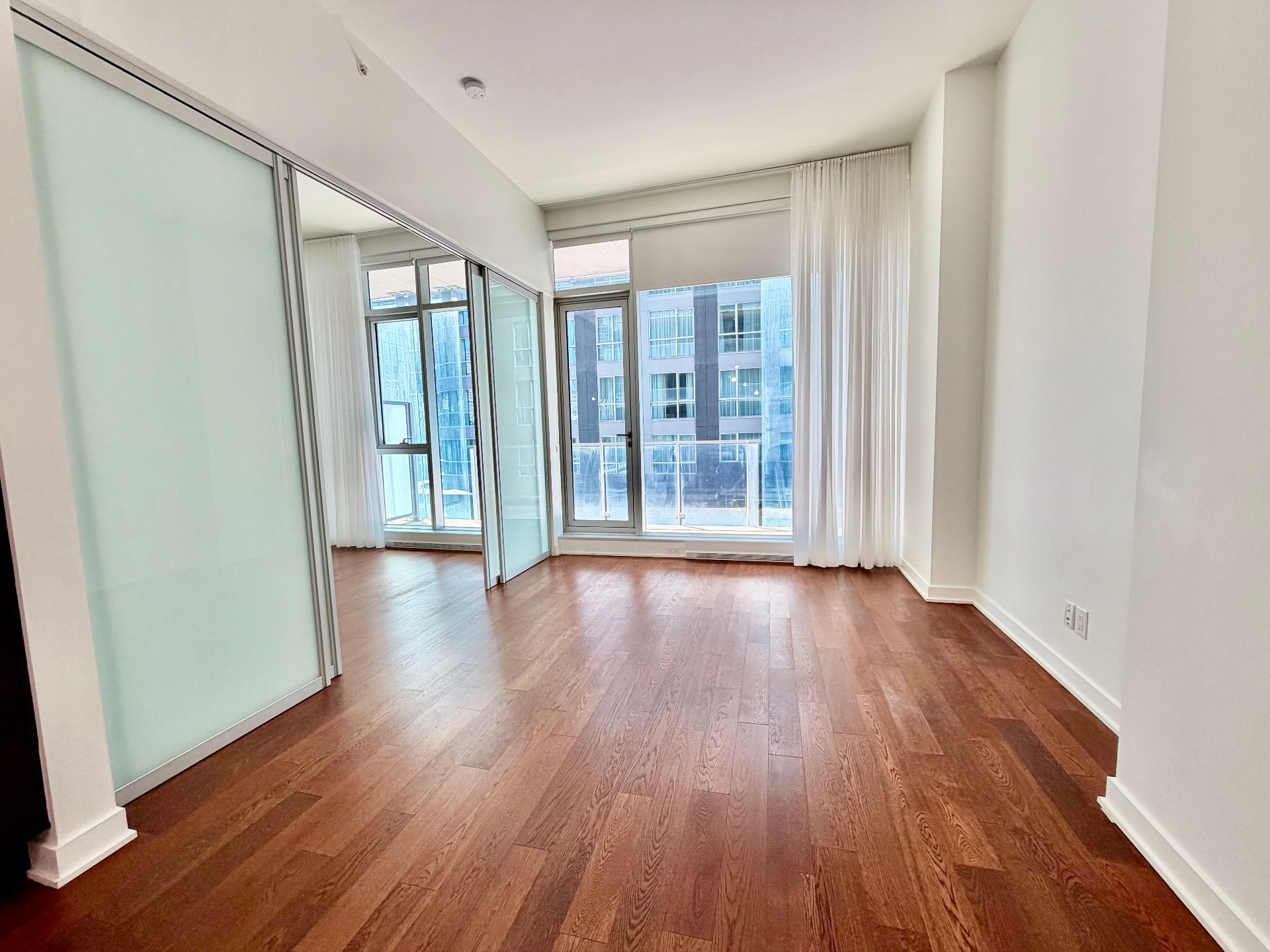 1155 Rue de la Montagne — photo 2