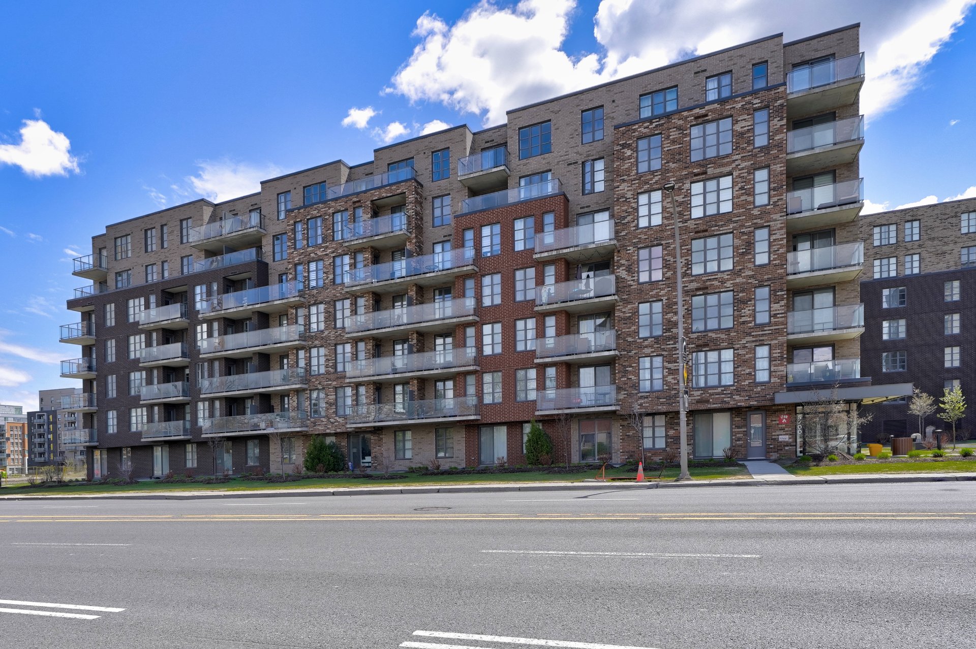 5200 Boul. Henri-Bourassa O. — photo 1
