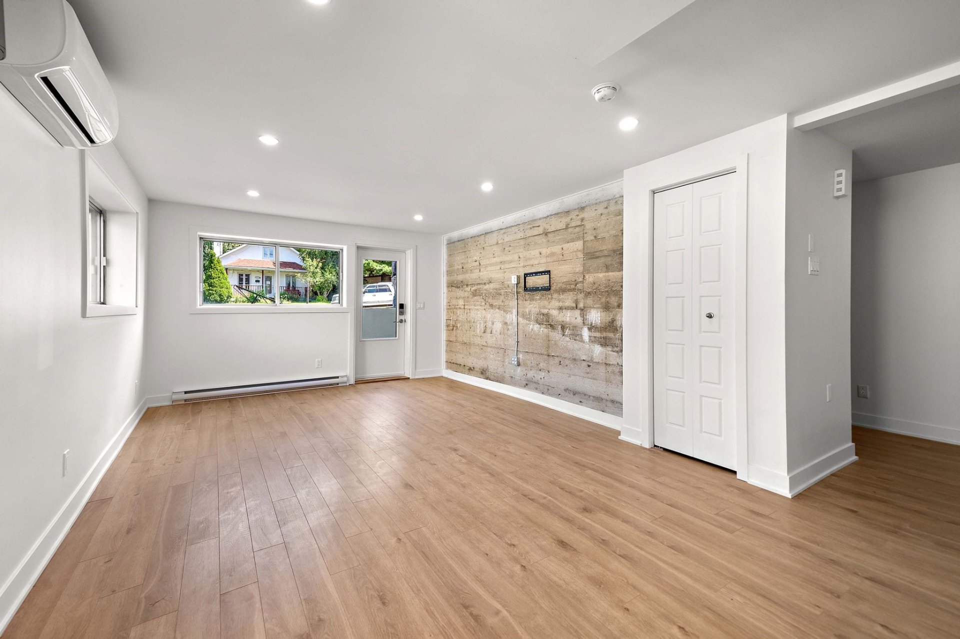 12280 Boul. de la Rivière-des-Prairies — photo 3