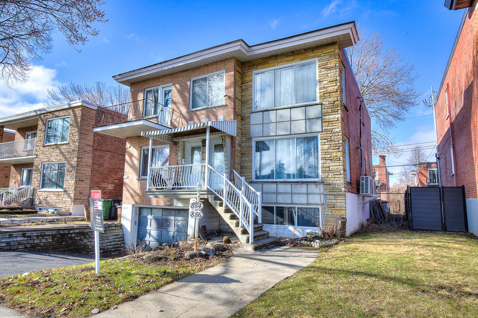 884A Rue du Gray Circle — photo 1