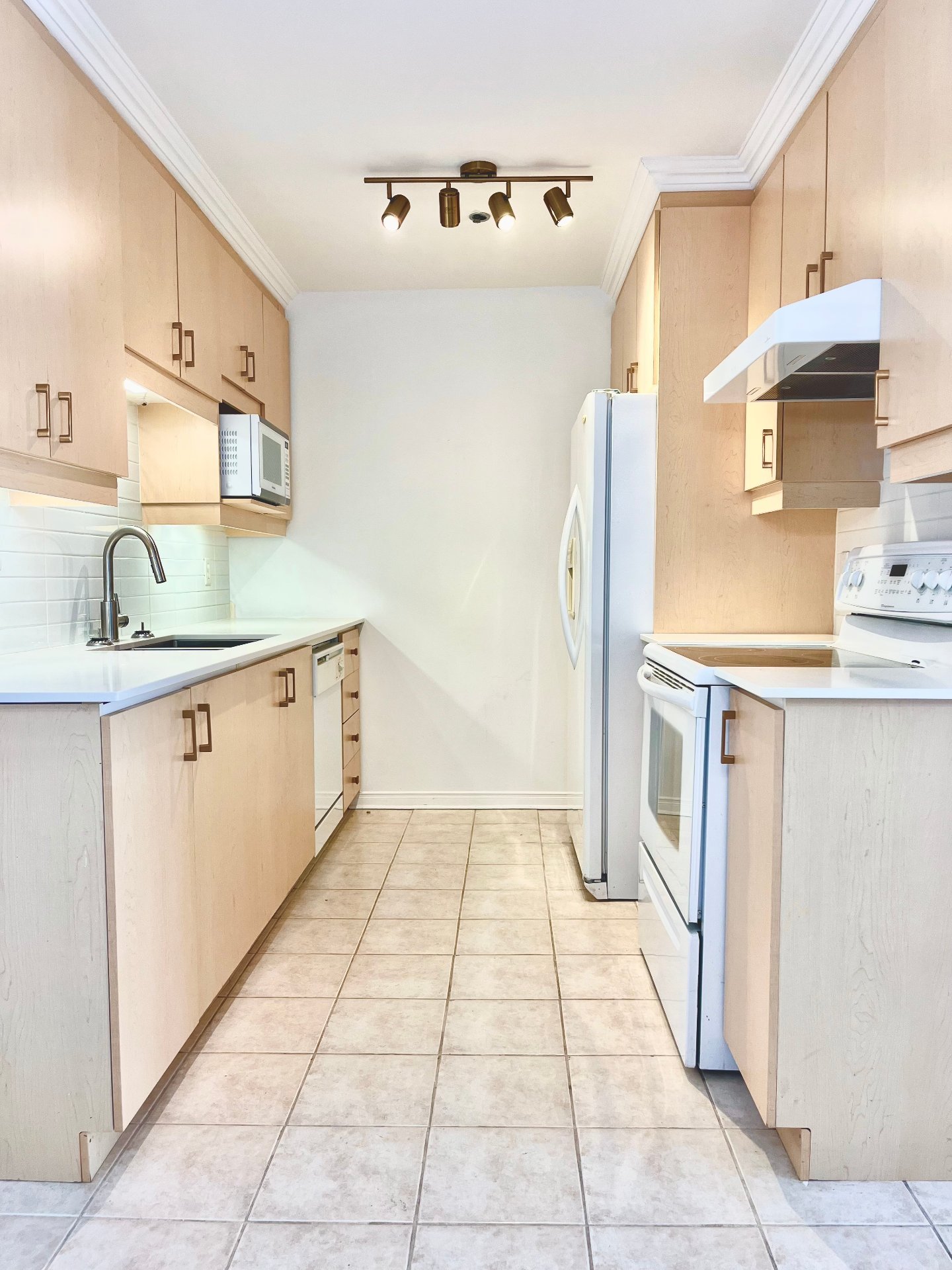 505 Rue St-Francois — photo 1