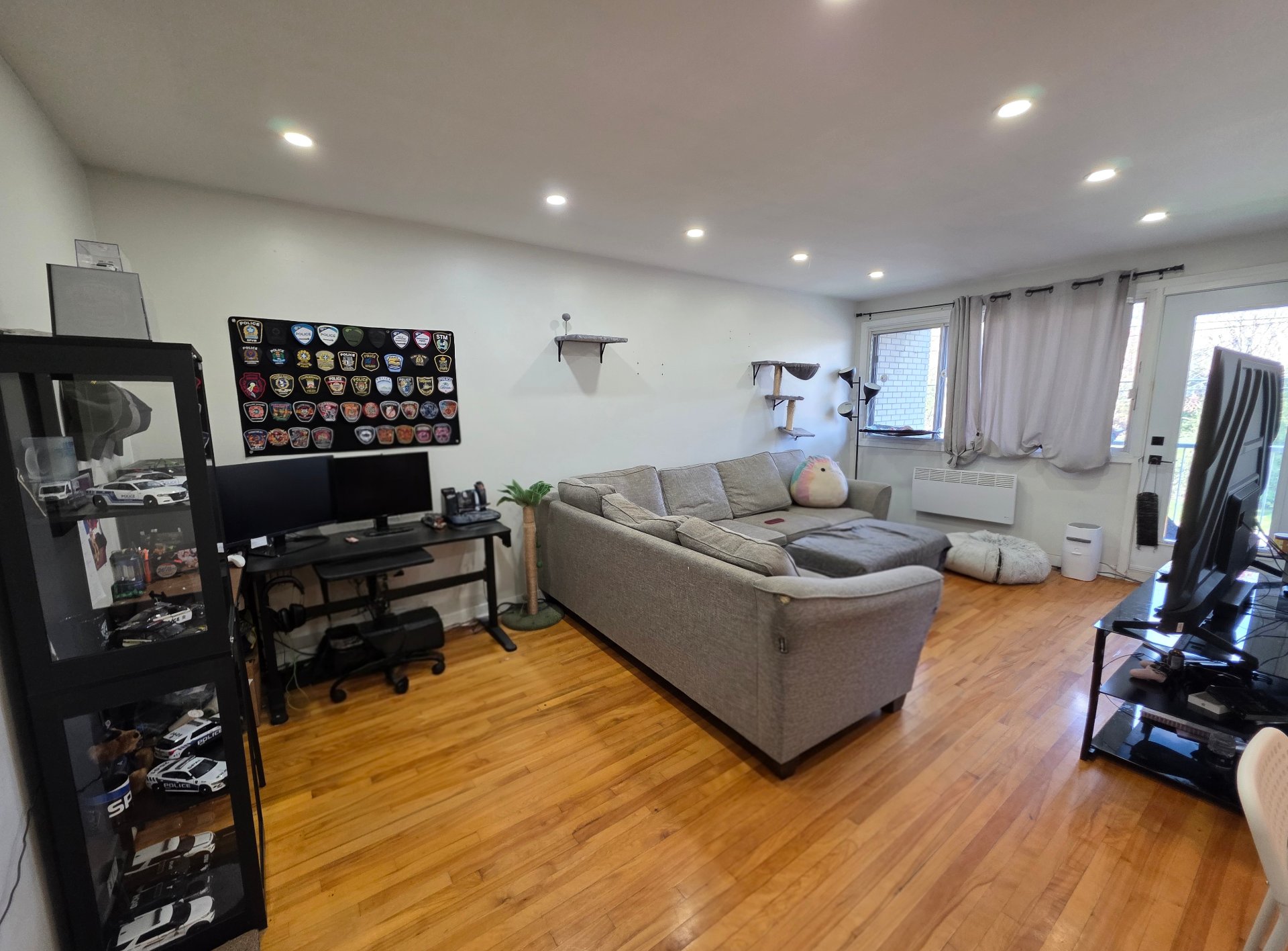 266 Rue Lawrence — photo 1
