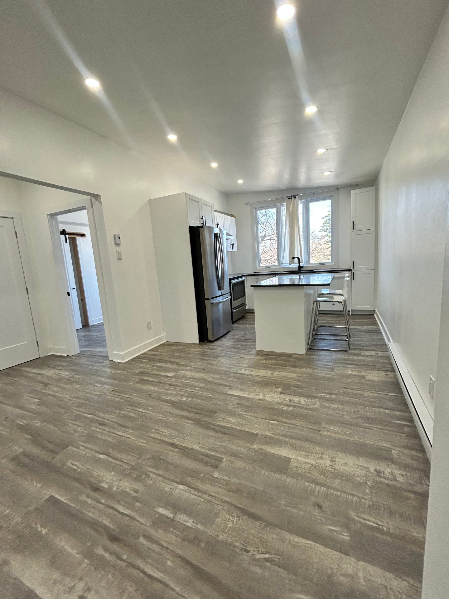 741 Rue du Caven Circle — photo 3