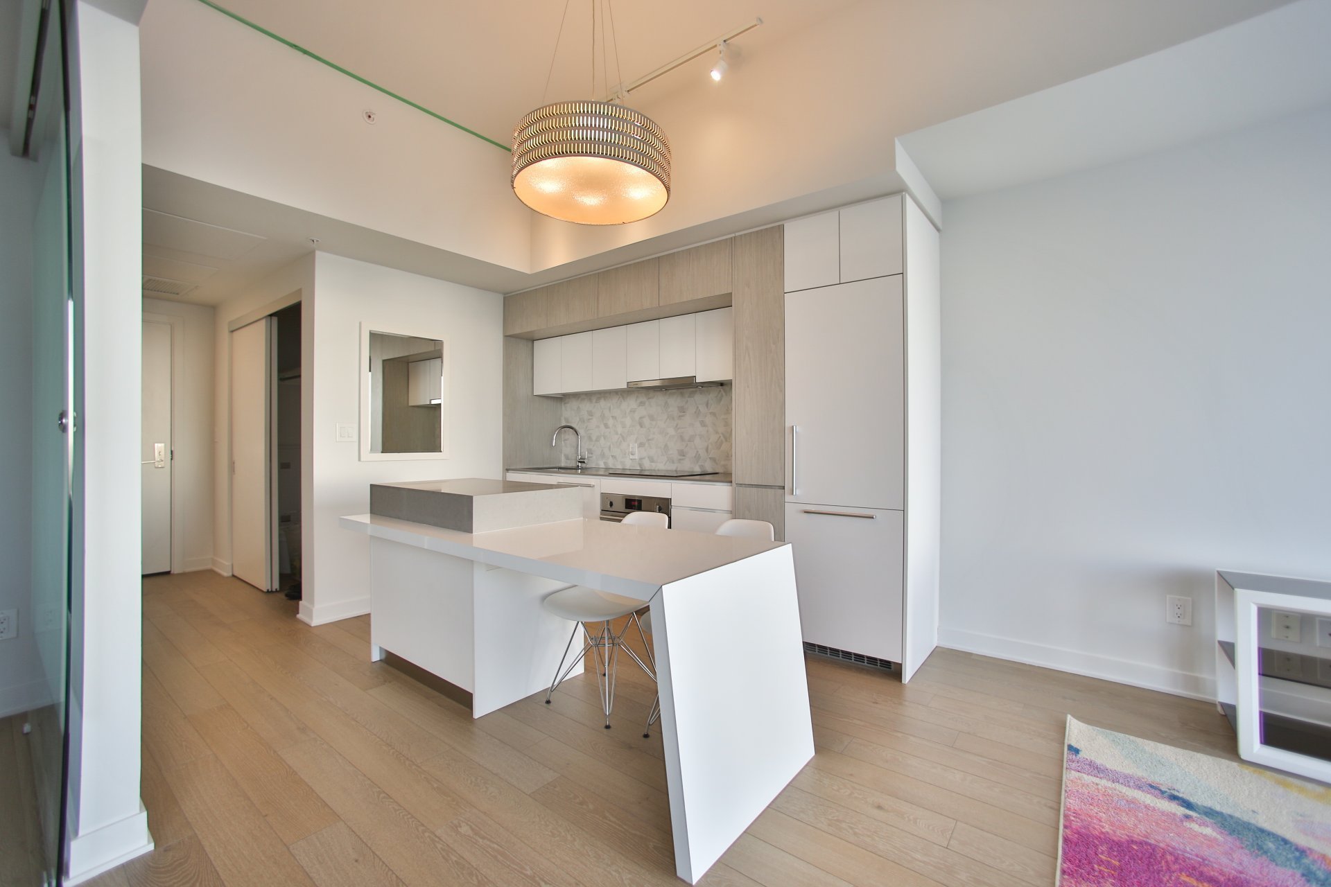1188 Rue St-Antoine O. — photo 3