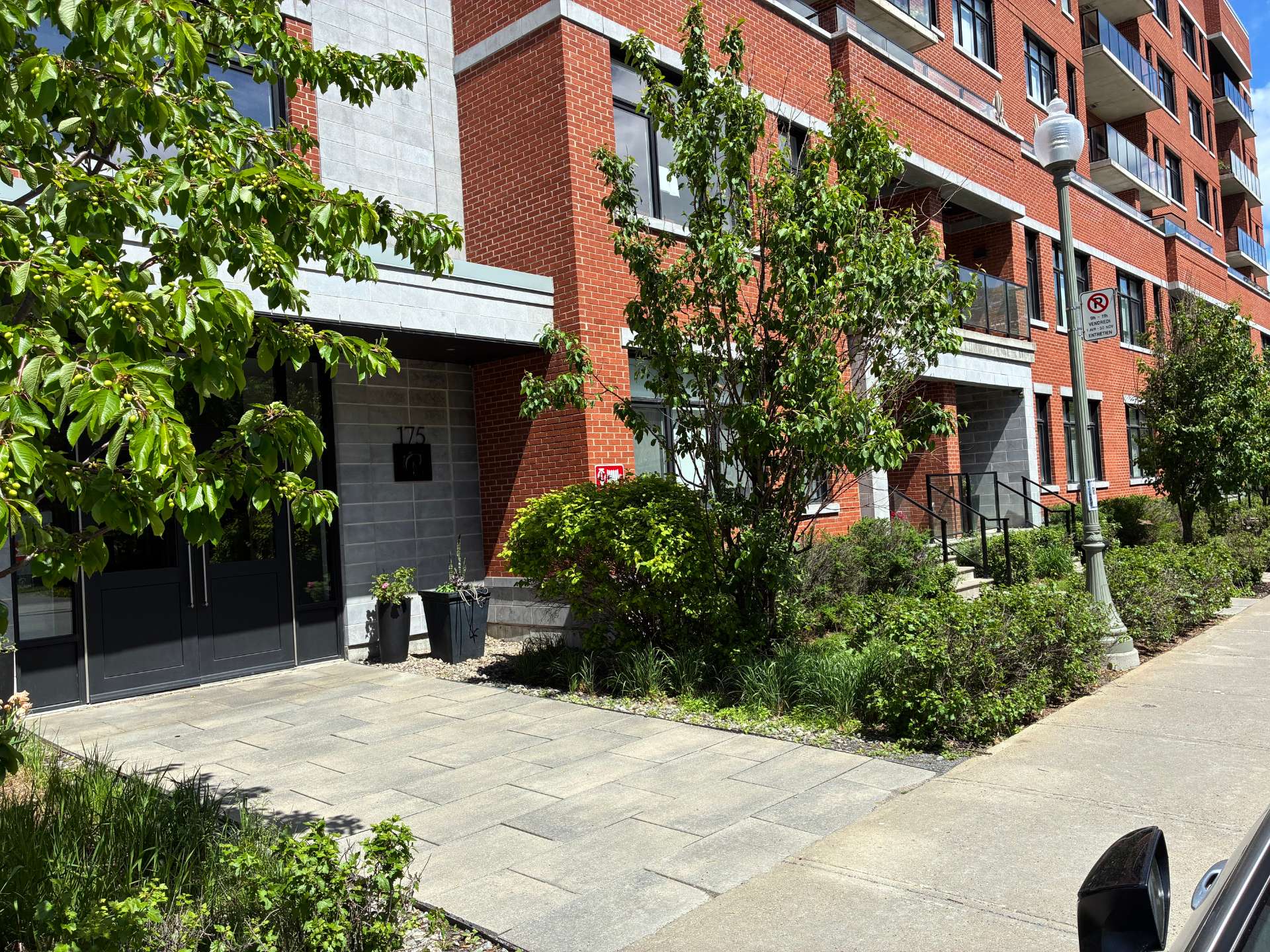 175 Av. Metcalfe — photo 1