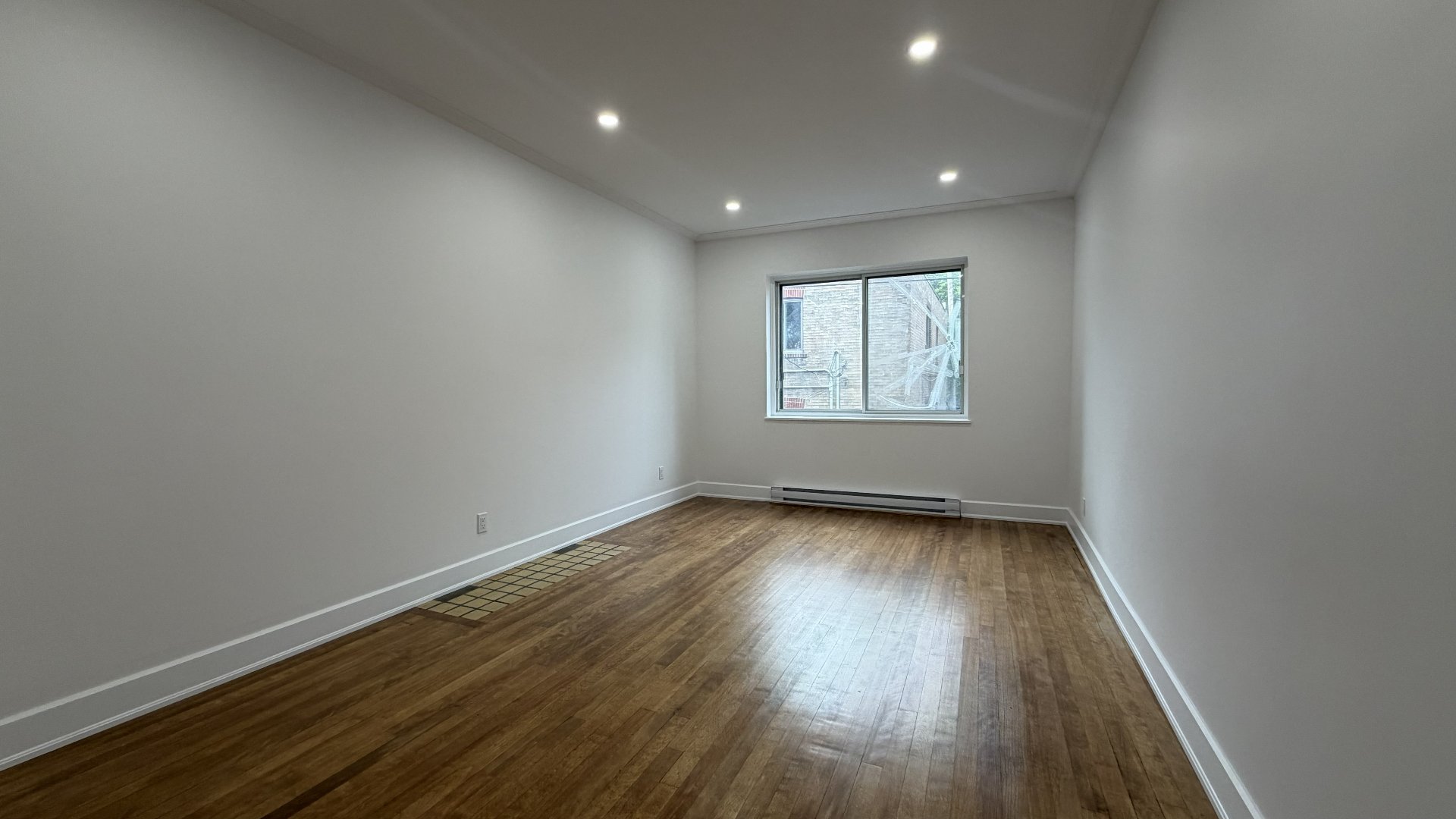 5745 Boul. Décarie — photo 2