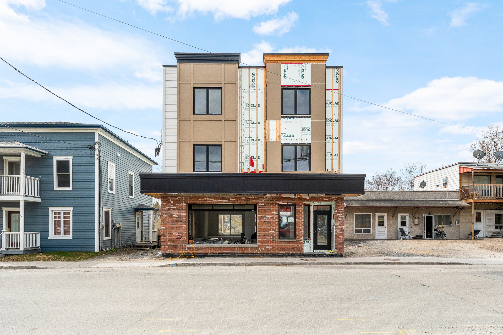 46 Rue Principale E. — photo 1