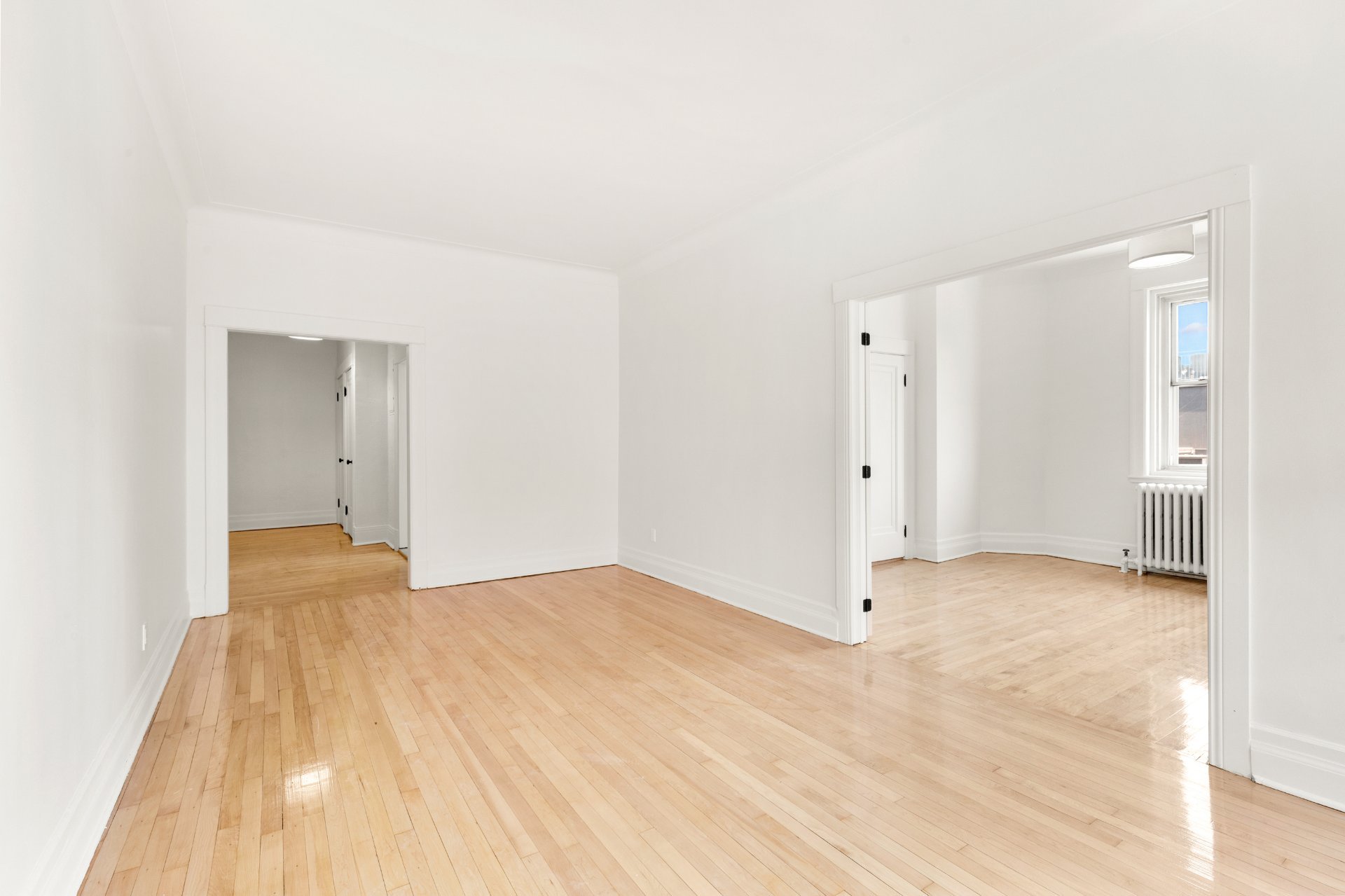 403 Boul. St-Joseph O. — photo 3