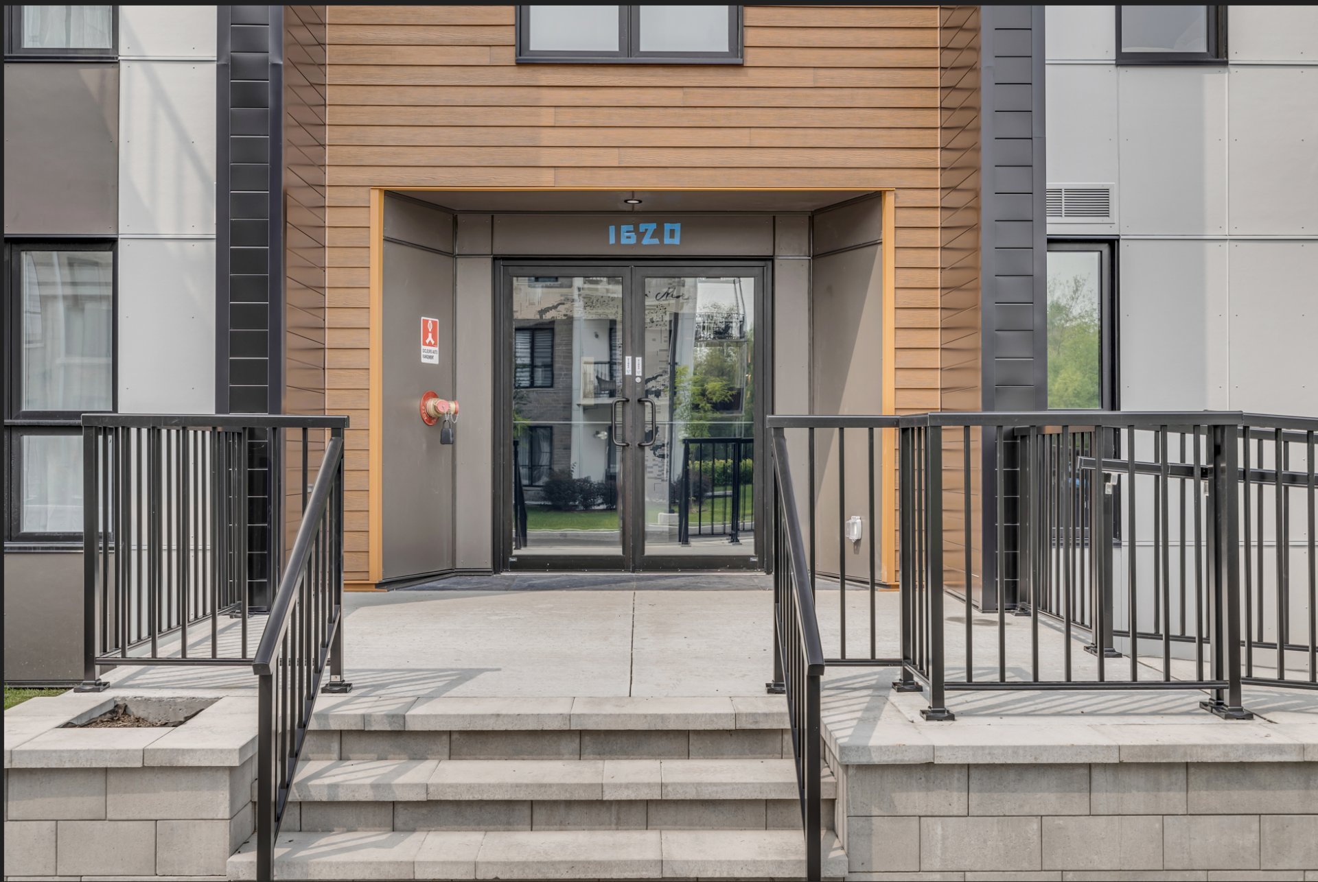 1620 Rue Mozart — photo 3
