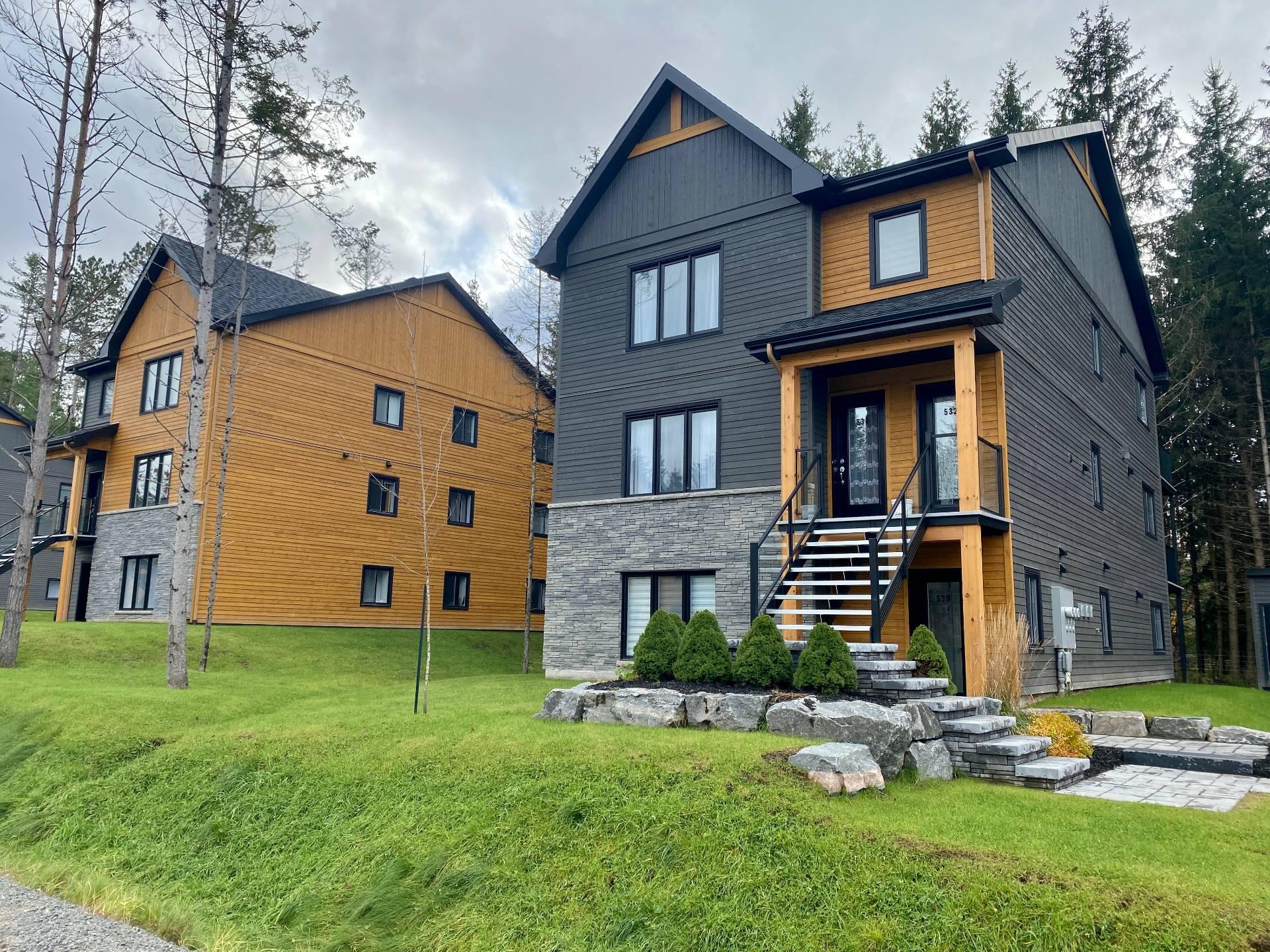 532 Rue Charlie-Forbell — photo 1