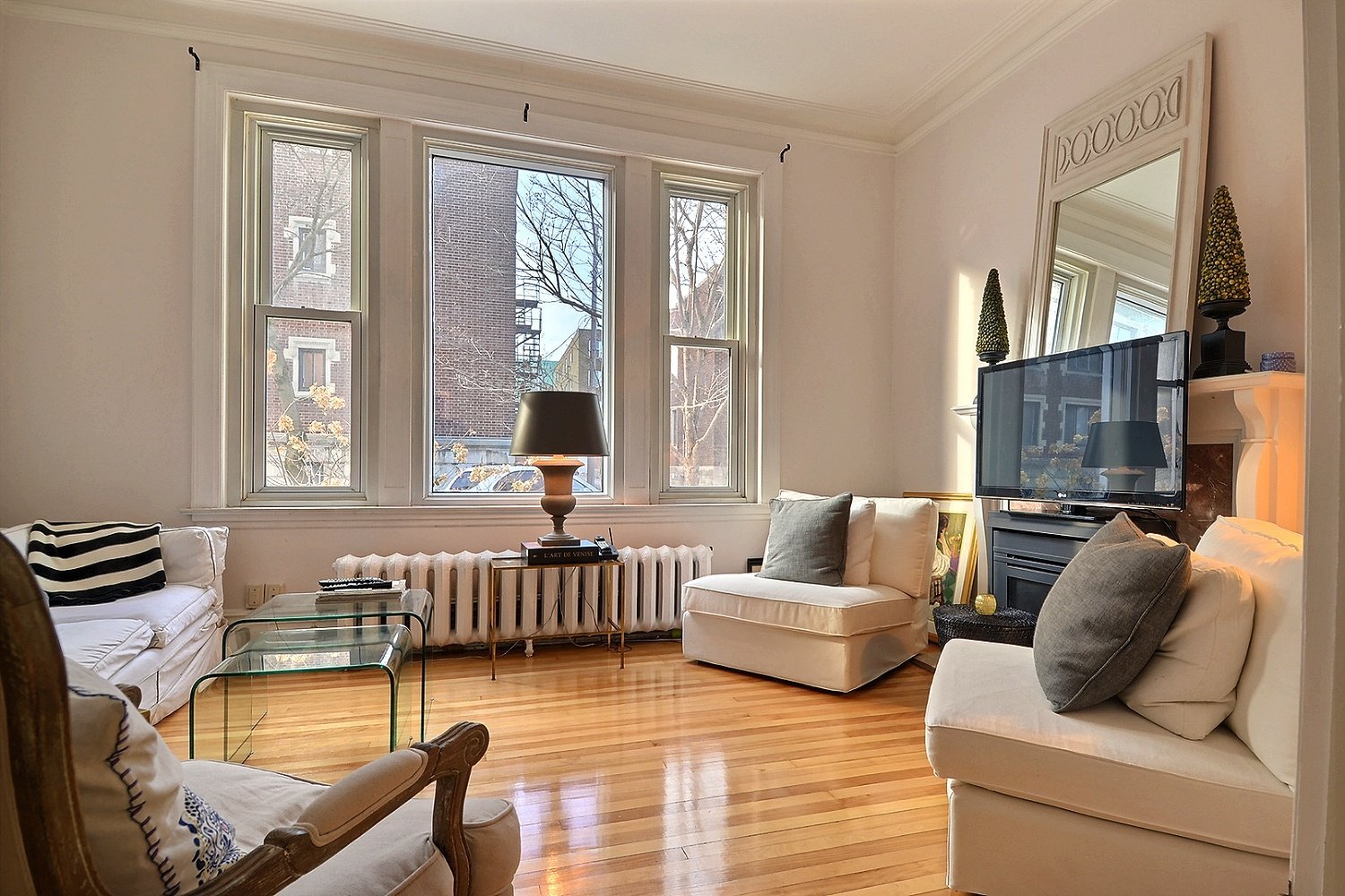 315 Av. Olivier — photo 3