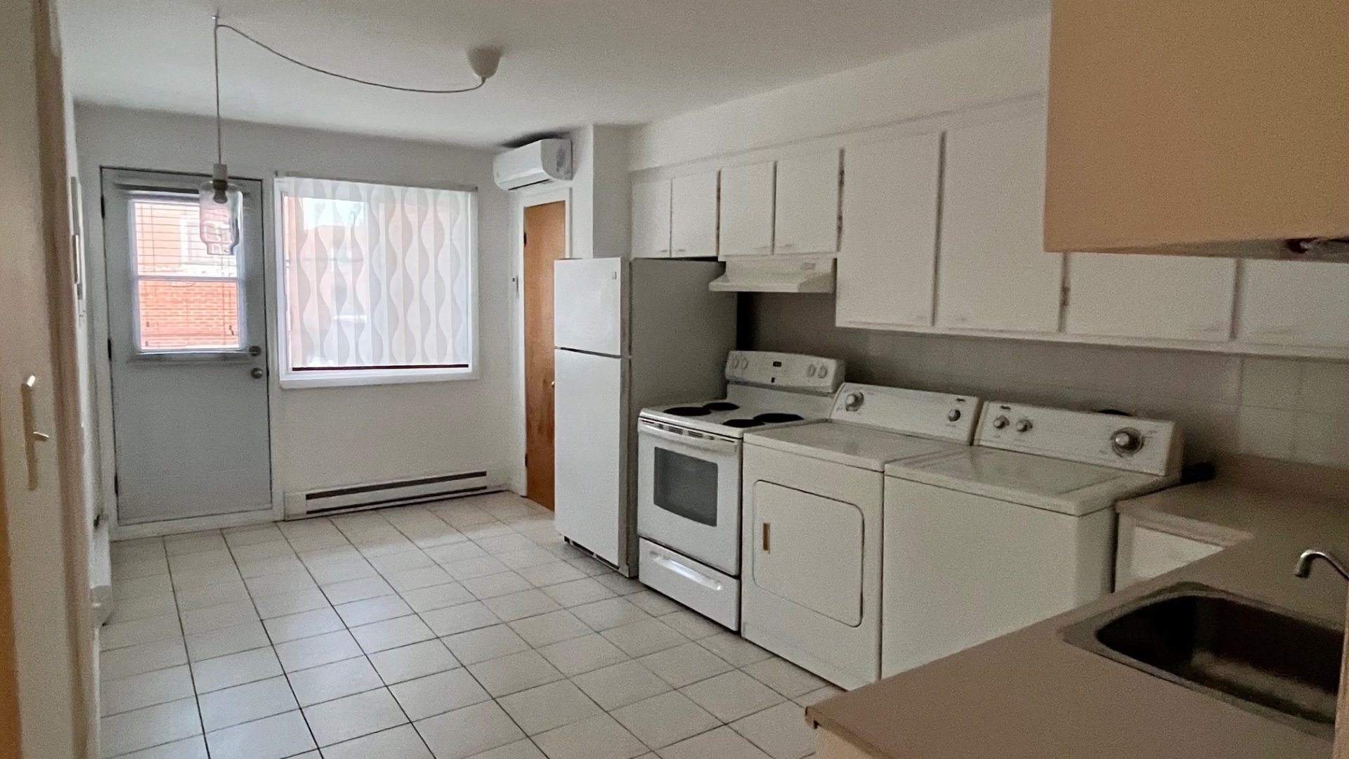 5155 10e Avenue — photo 3