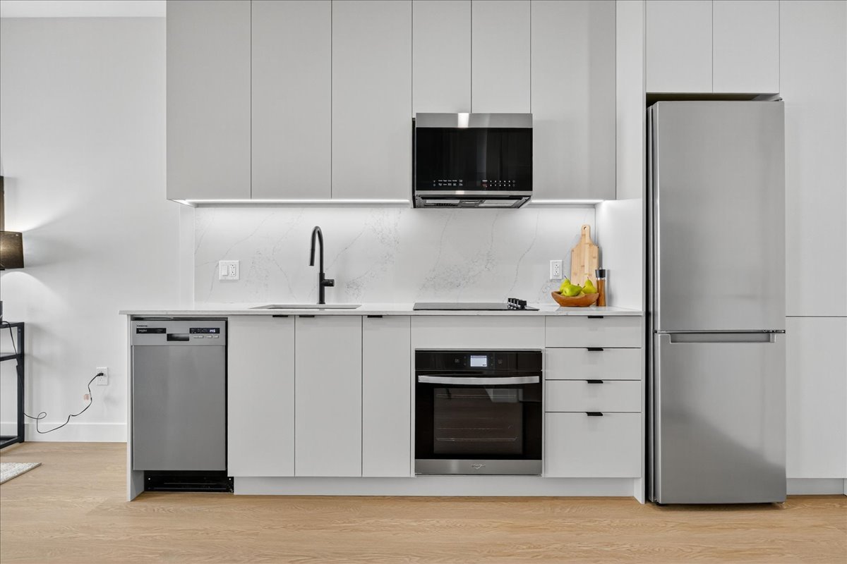 1245 Rue Sherbrooke O. — photo 3