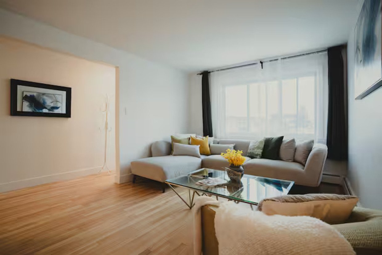 8004 Rue Dora — photo 3