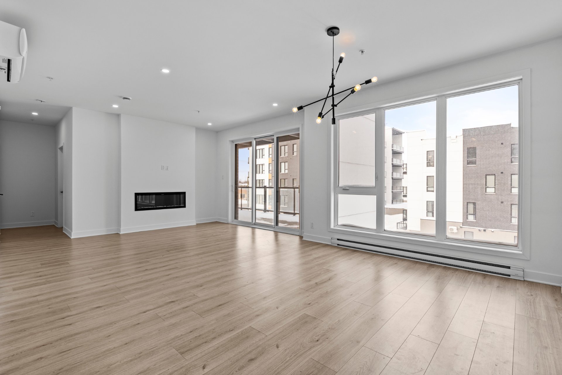 13225 Boul. du Curé-Labelle — photo 2