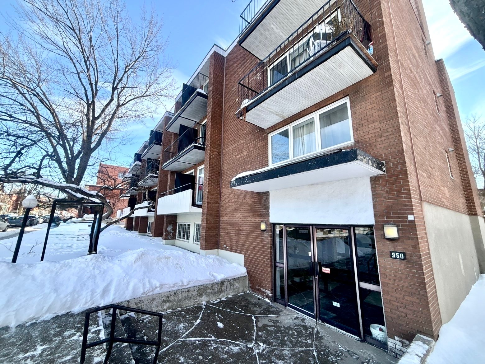 950 Av. Ste-Croix — photo 2