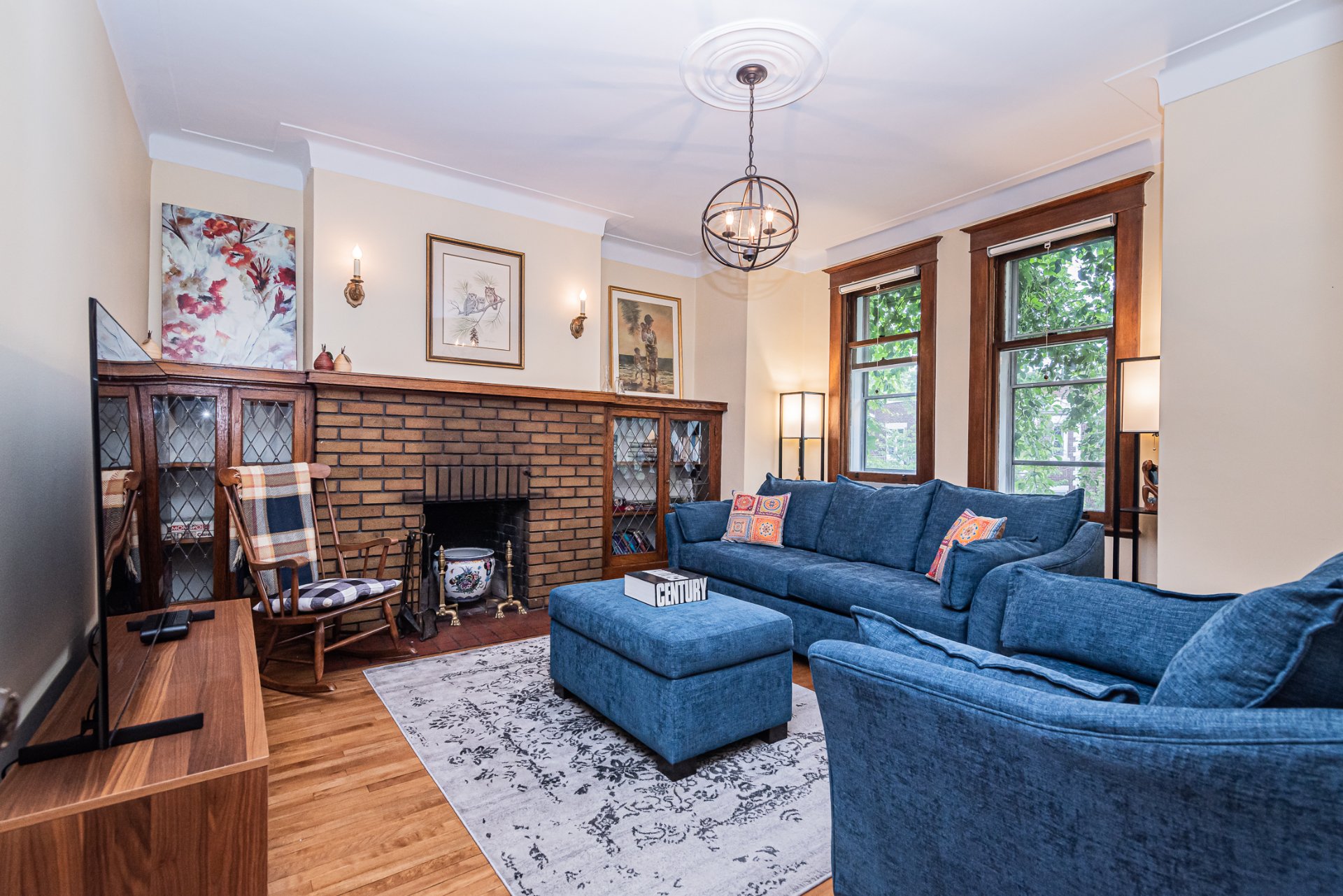 2302 Av. Regent — photo 2