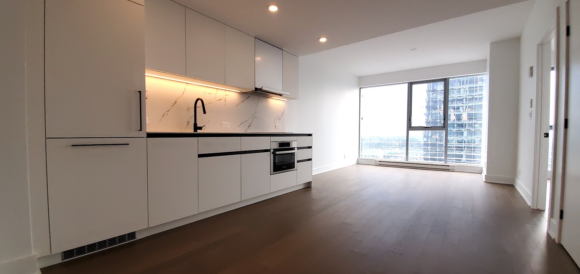 720 Rue St-Jacques — photo 1